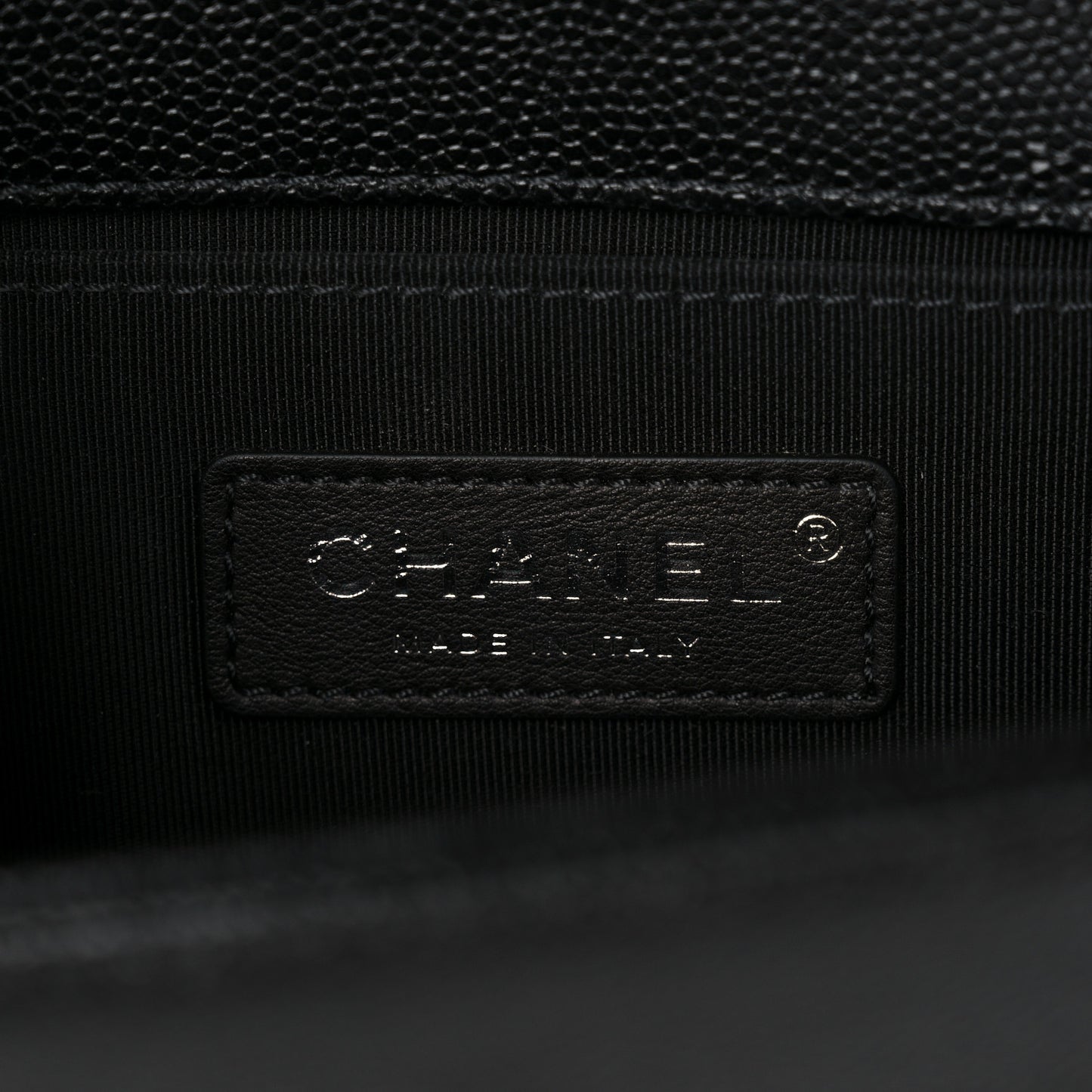 Caviar Chevron Quilted Small Boy Flap Black