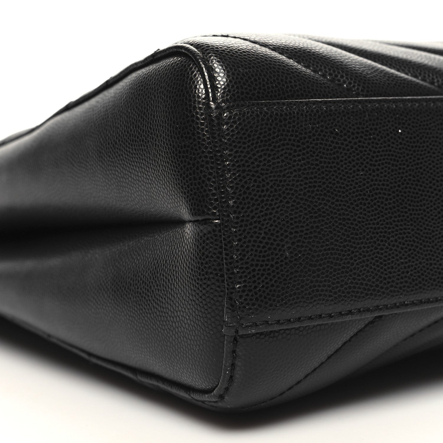 Saint Laurent Grain de Poudre Matelasse Chevron Medium Tribeca Shopping Bag Black 10 of 12