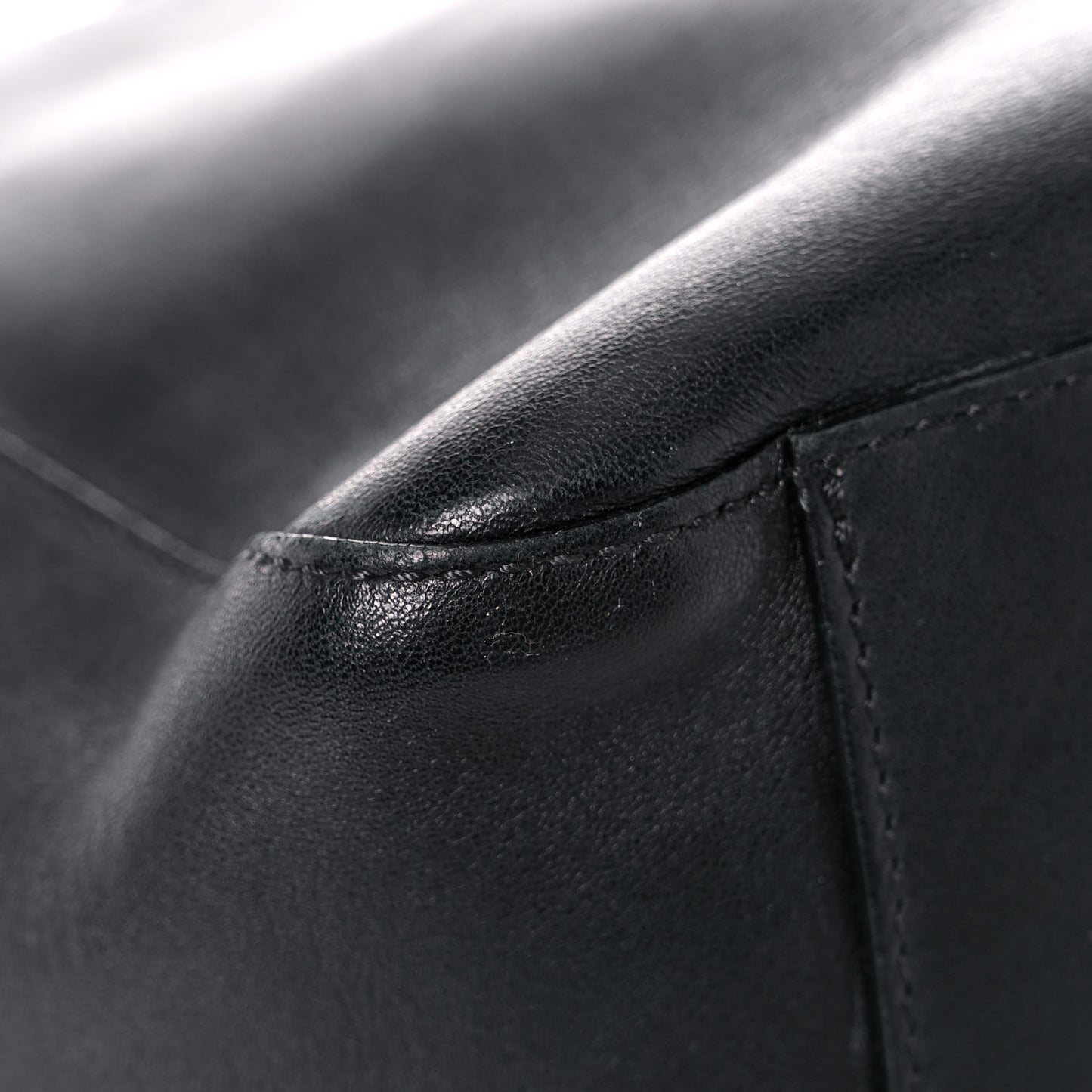 Medusa Hobo Black