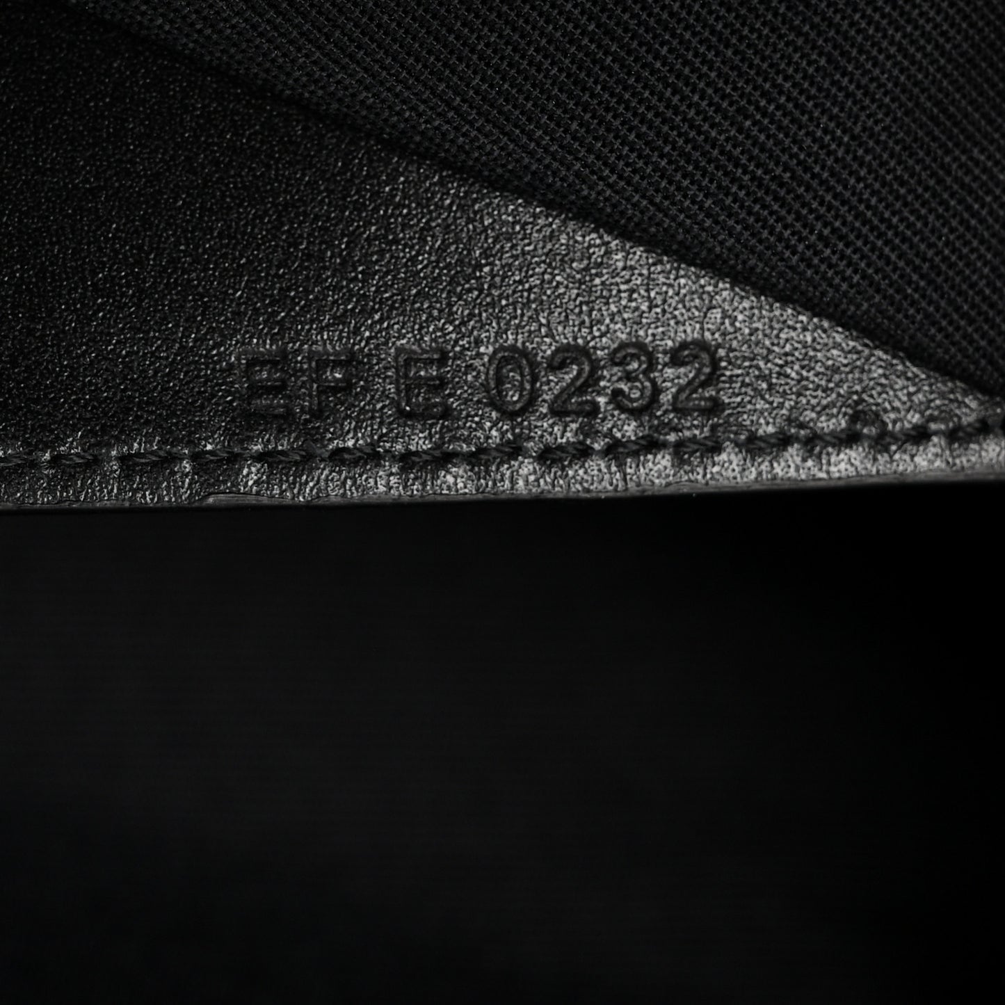 Smooth Calfskin Medium Antigona Lock Duffle Bag Black