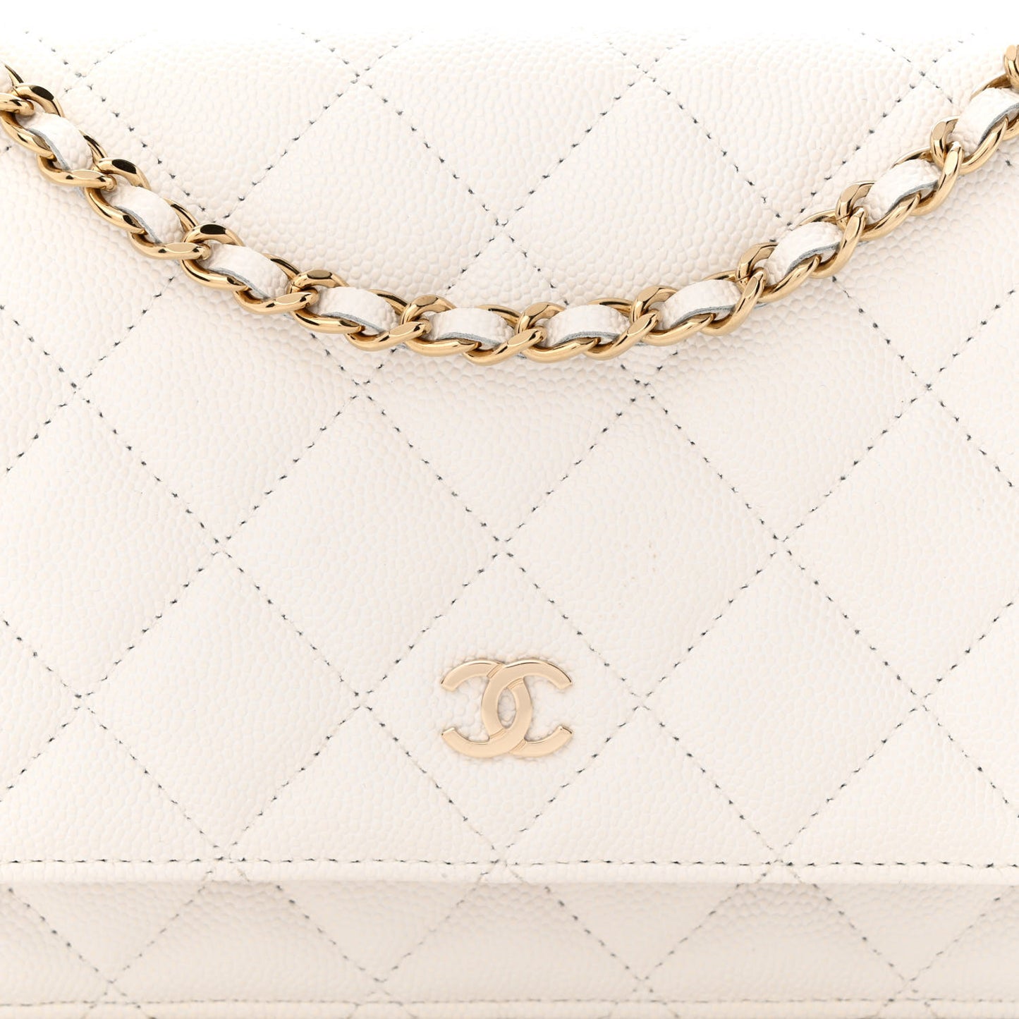 Caviar Quilted Wallet On Chain WOC White