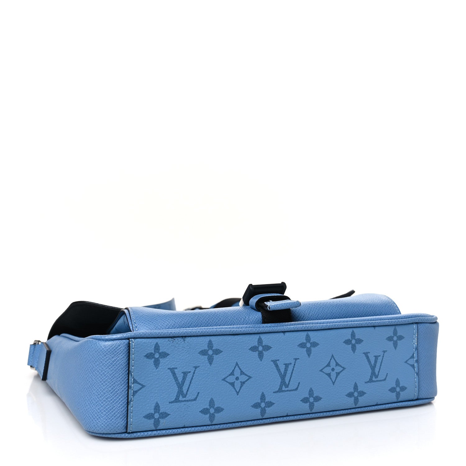 Louis Vuitton Taigarama Messengerama Denim 4 of 8