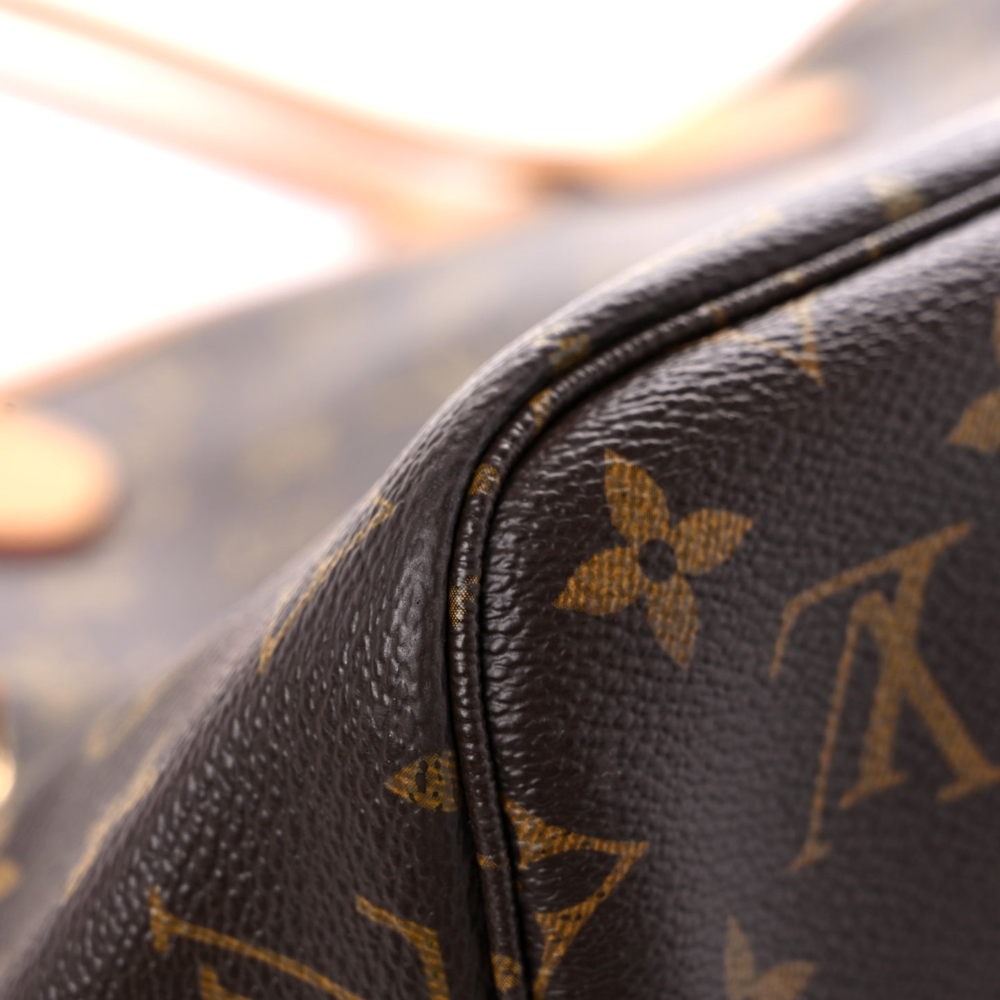 Monogram V Neverfull MM Grenade
