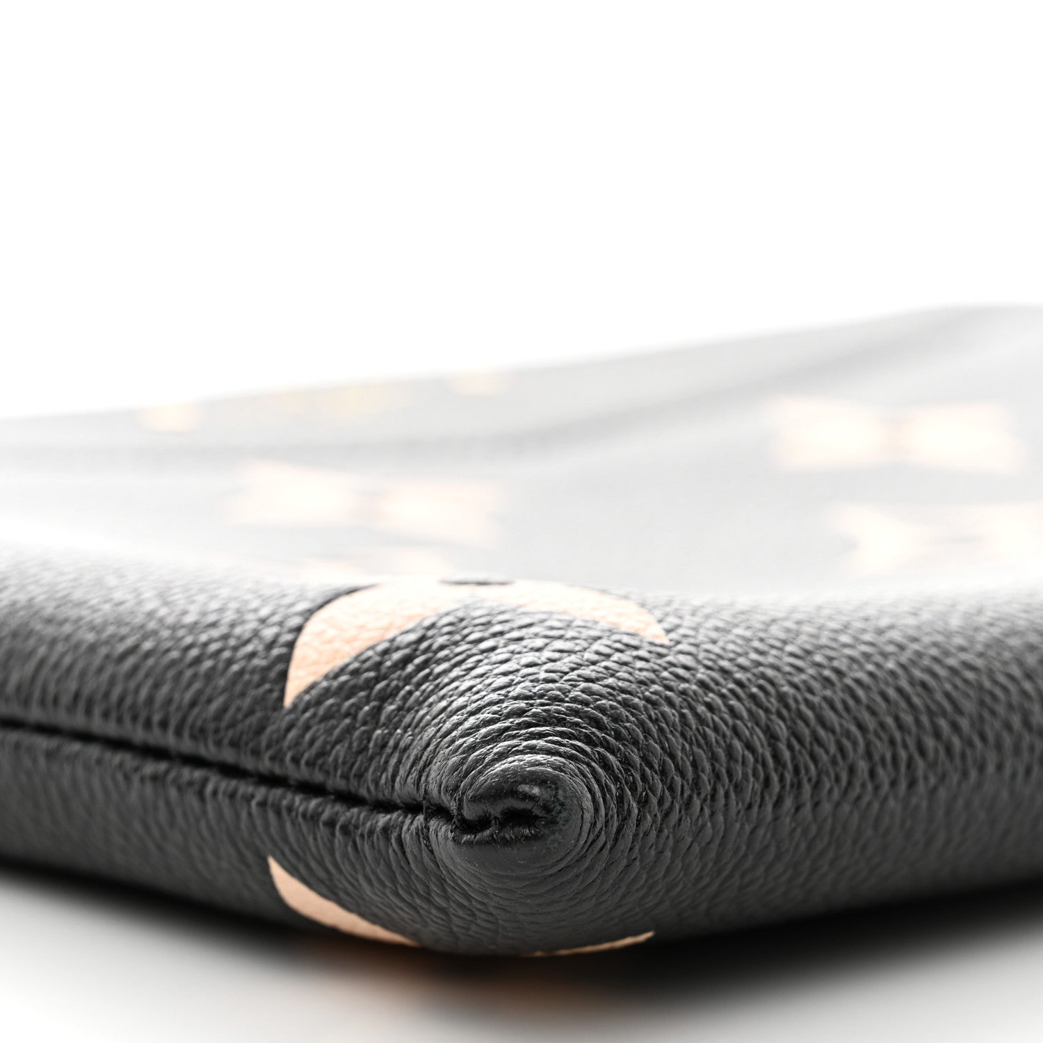 Louis Vuitton Empreinte Monogram Giant Daily Pouch Black Beige 8 of 10