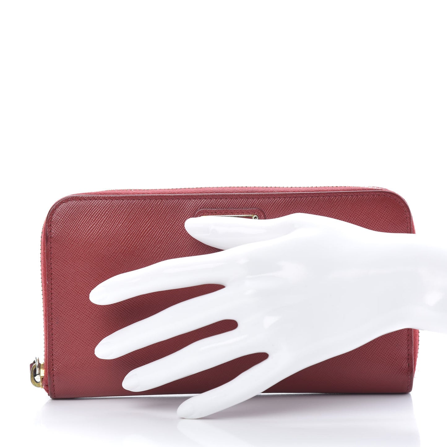 Saffiano Triangle Zip Around Wallet Fuoco