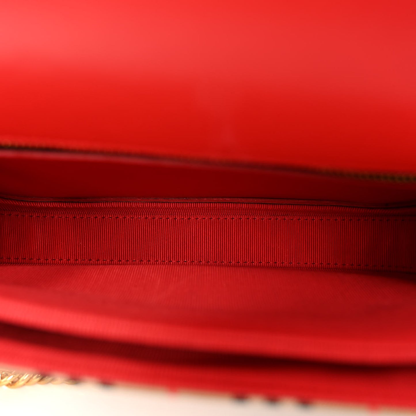 Patent 1983 Knight Check Link Shoulder Bag Bright Red