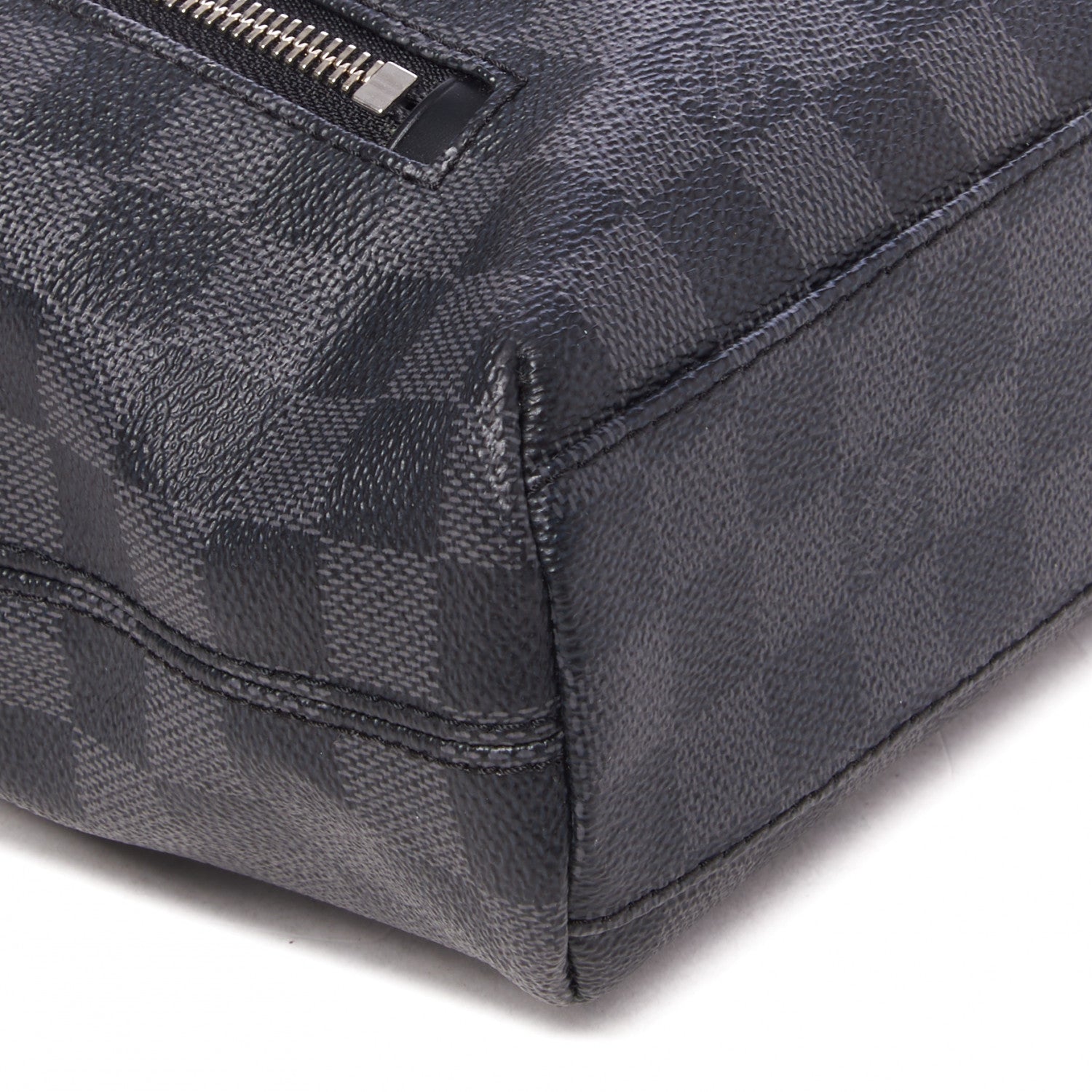 Louis Vuitton Damier Graphite Mick PM 8 of 8