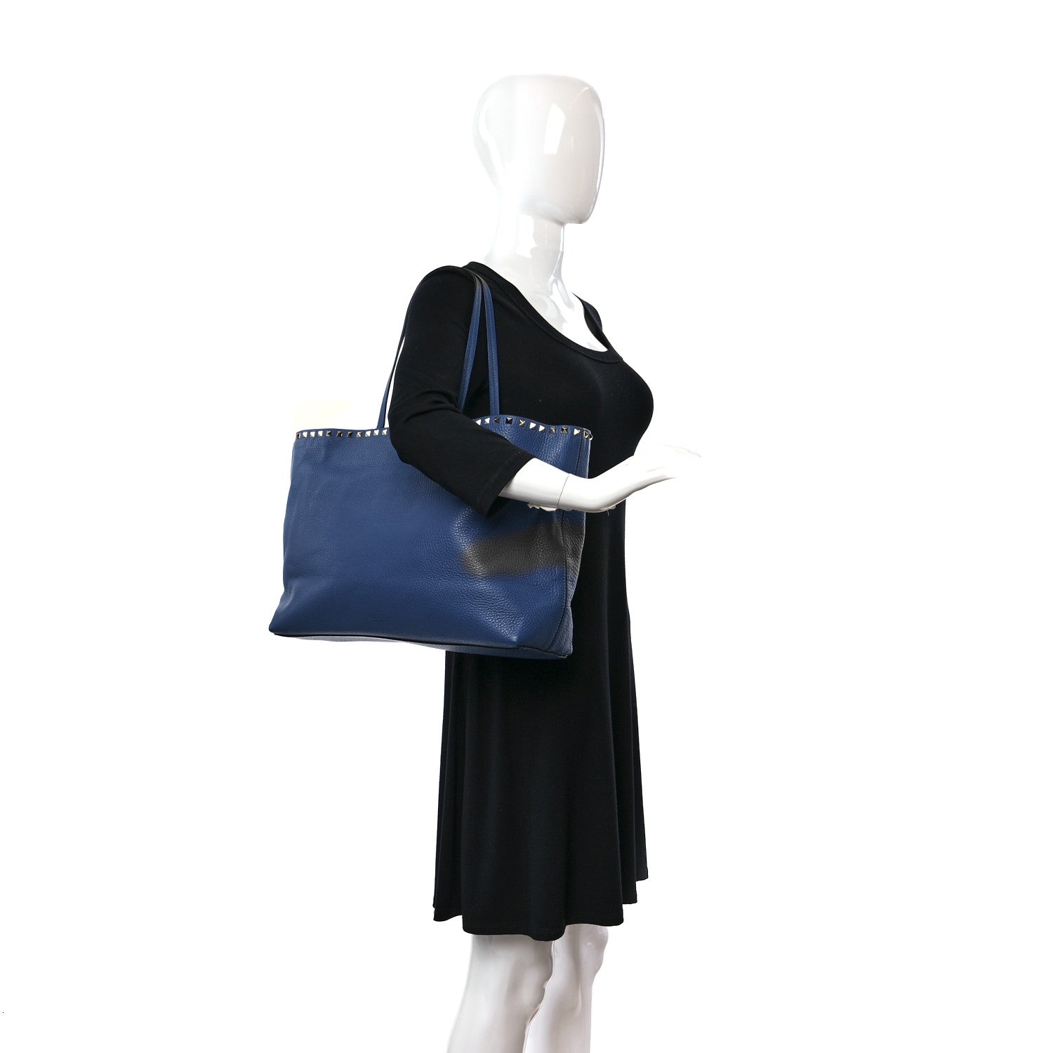 Valentino Garavani Grained Calfskin Rockstud Shoulder Tote Baltique 2 of 8