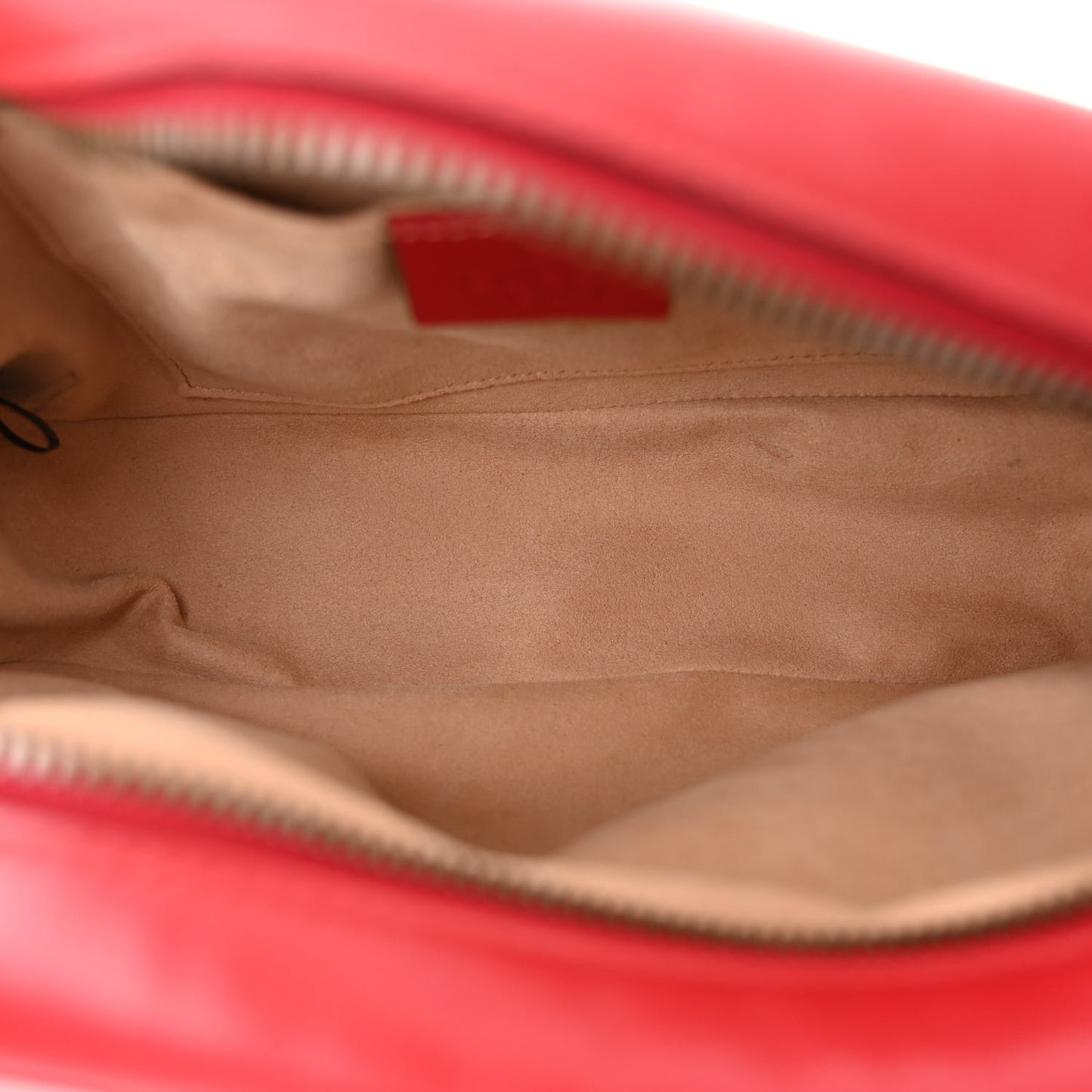 Calfskin Matelasse Small GG Marmont Chain Shoulder Bag Hibiscus Red