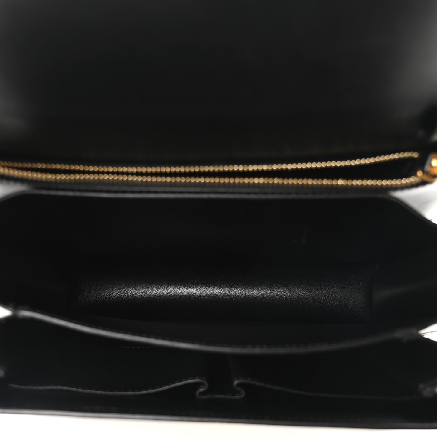 Box Calfskin Medium Classic Box Flap Bag Black