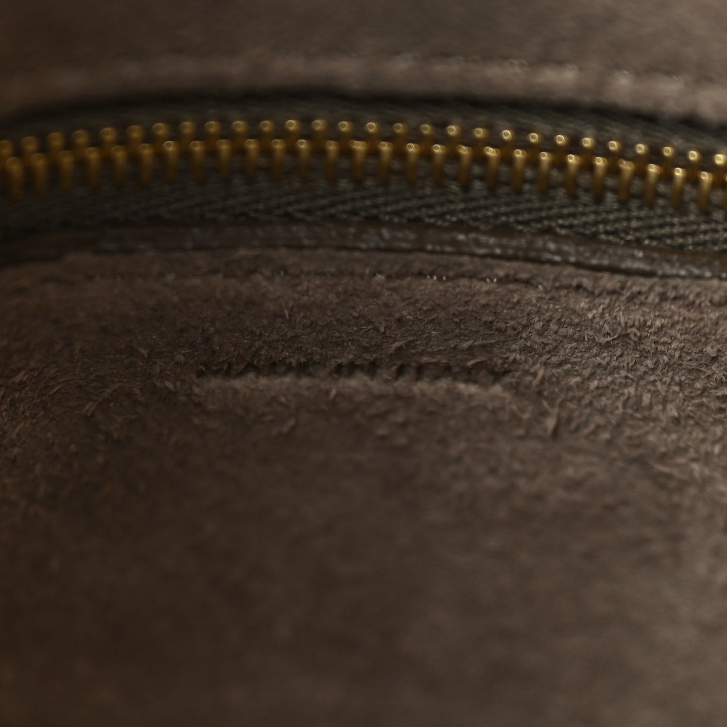 Soft Grained Calfskin Small Sangle Bucket Bag Taupe