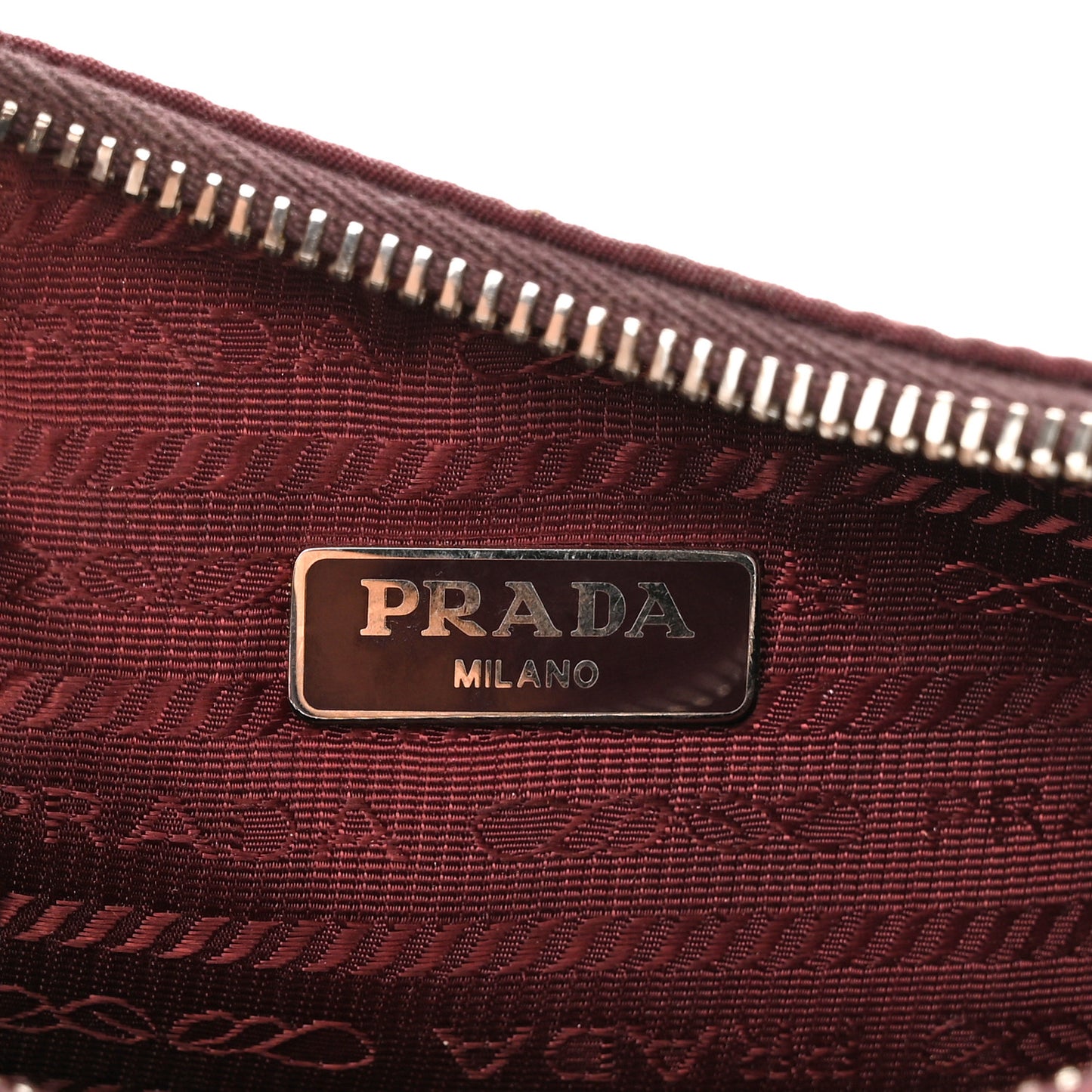 Tessuto Nylon Re-Edition 2005 Shoulder Bag Granato