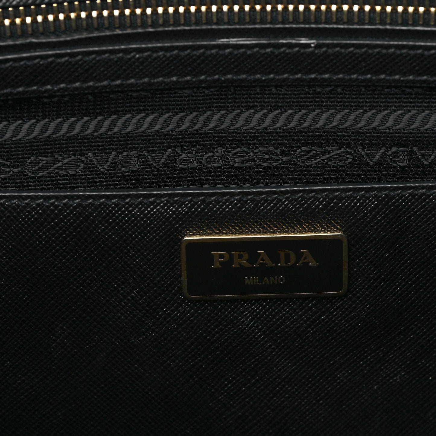 Saffiano Large Galleria Double Zip Tote Black