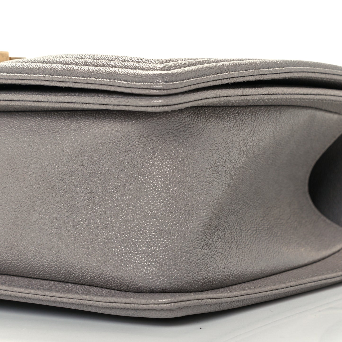 Caviar Quilted Medium Boy Flap Grey