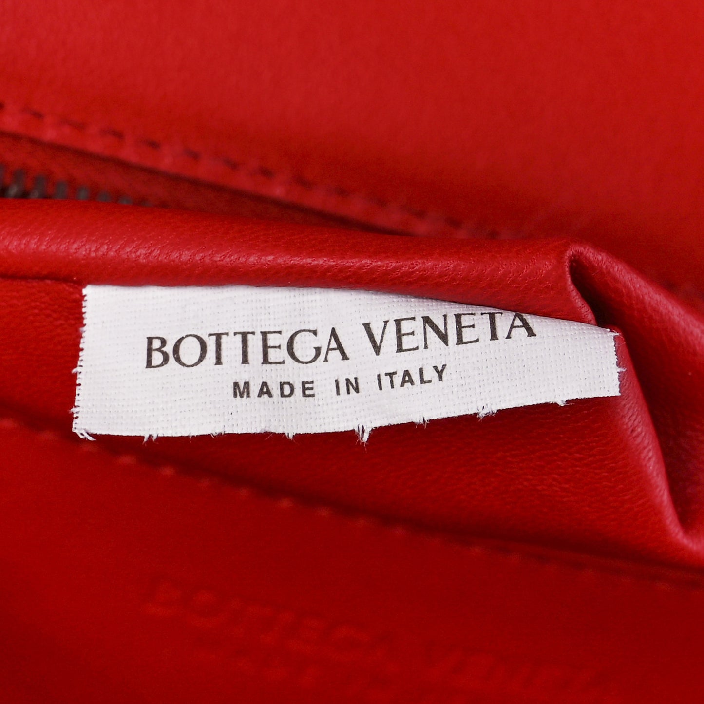 Box Calfskin Nappa Clip Bag Red