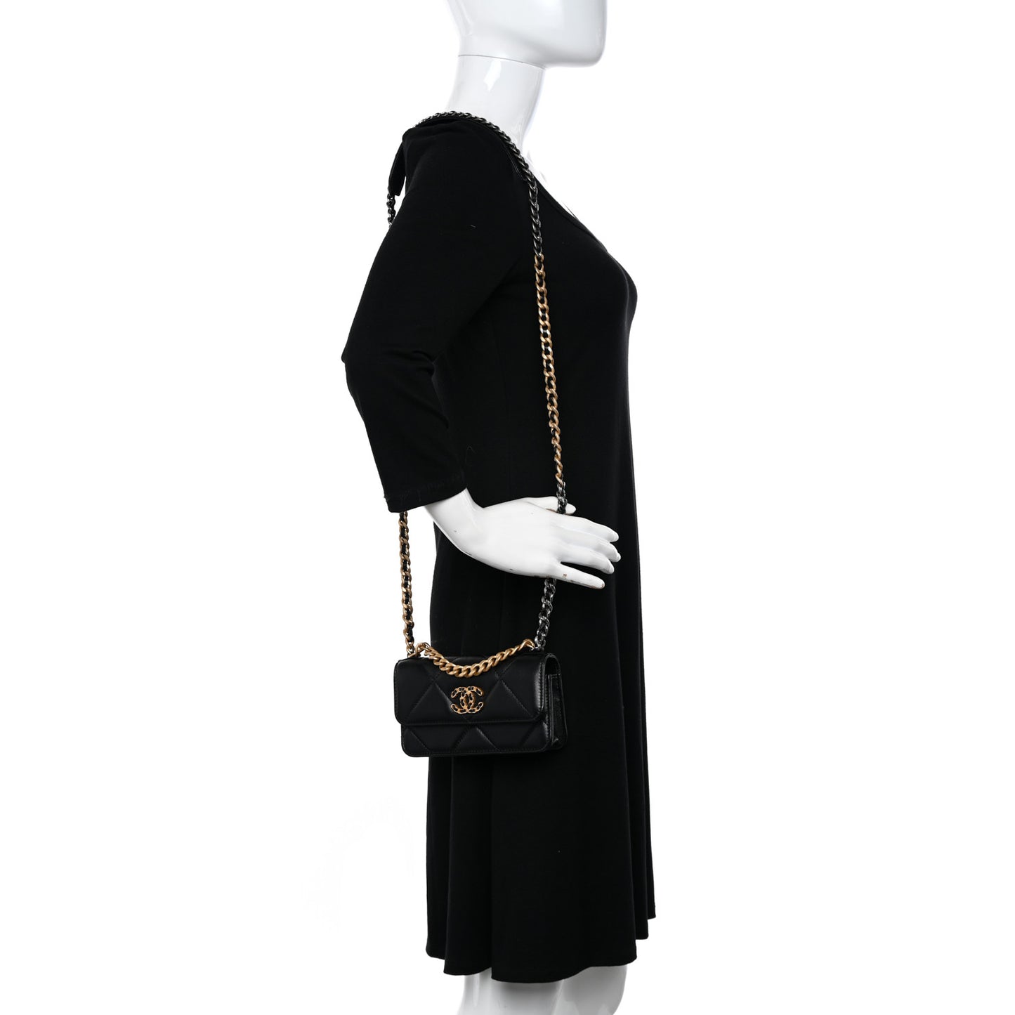 Lambskin Quilted Chanel 19 Flap Phone Holder With Chain Black