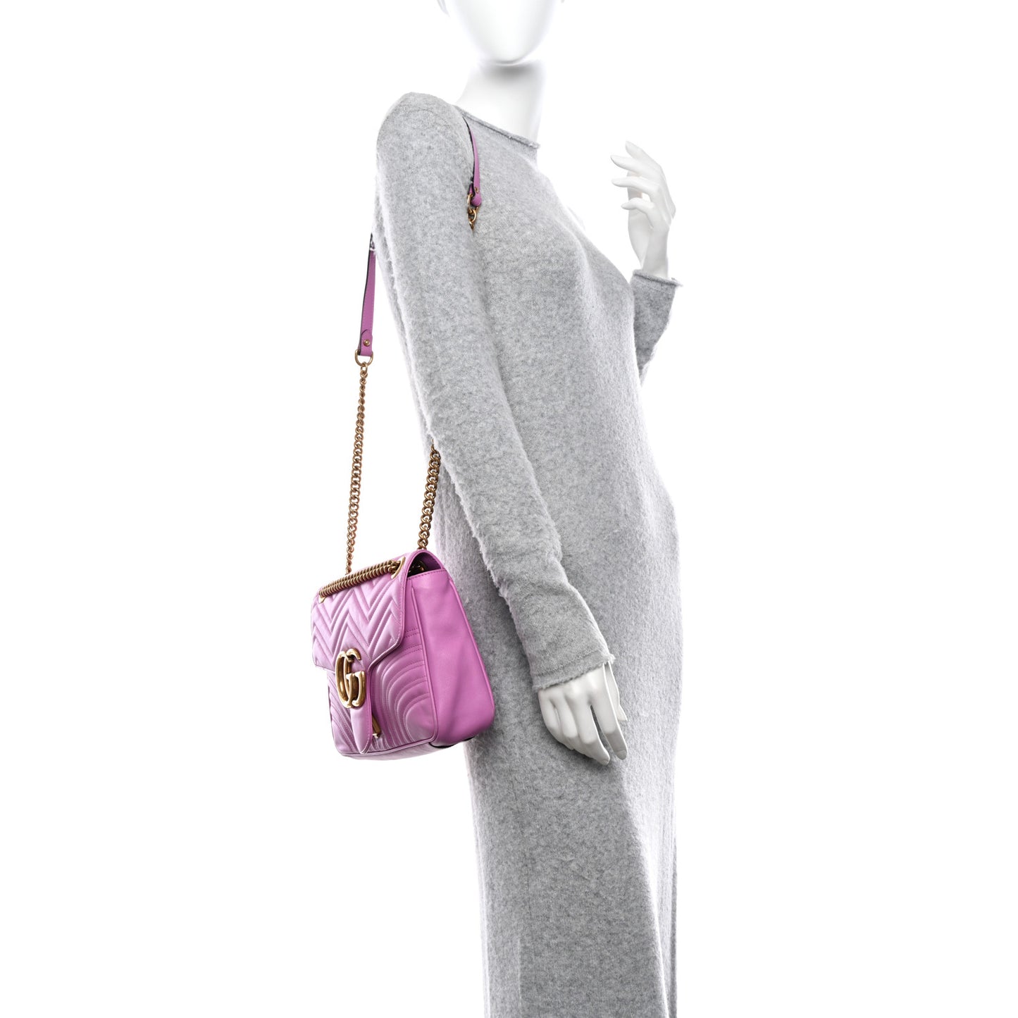 Calfskin Matelasse Medium GG Marmont Shoulder Bag Candy Mousse