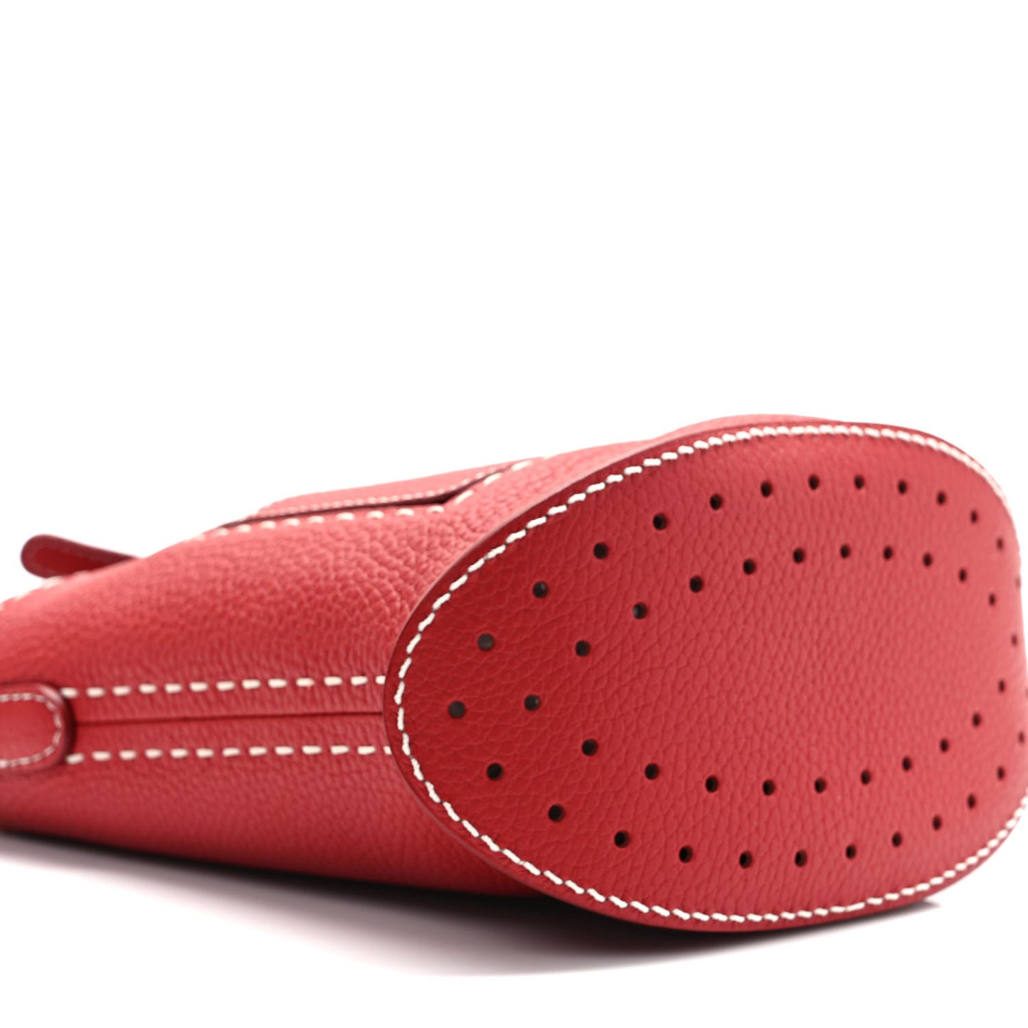 Taurillon Soft Mini Pin Surpique Bucket Scarlet Red
