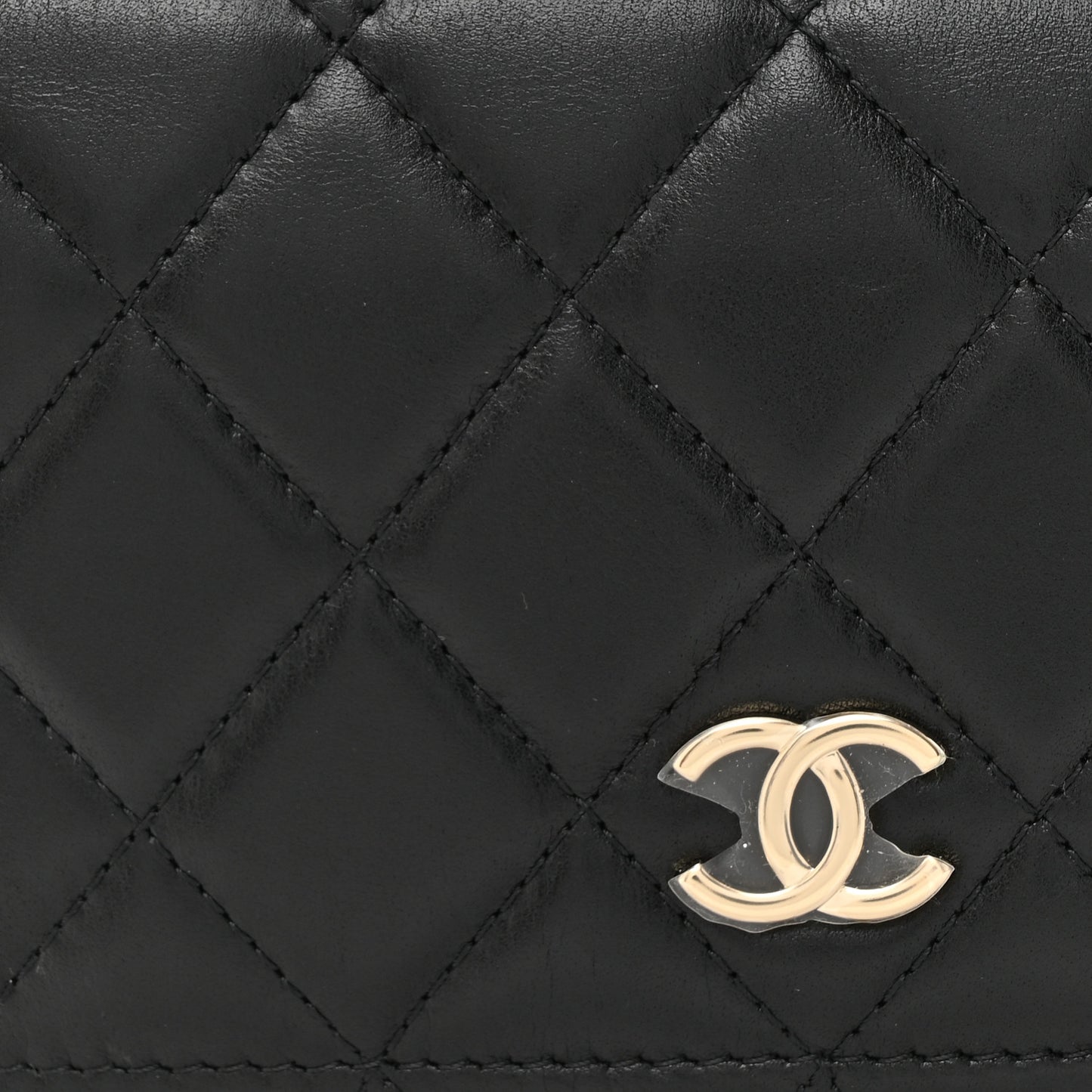 Calfskin Quilted Mini Maxi Pearls Wallet On Chain WOC Black