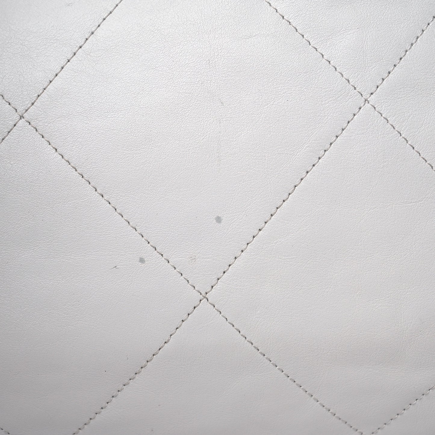 Shiny Calfskin Quilted Large Chanel 22 White