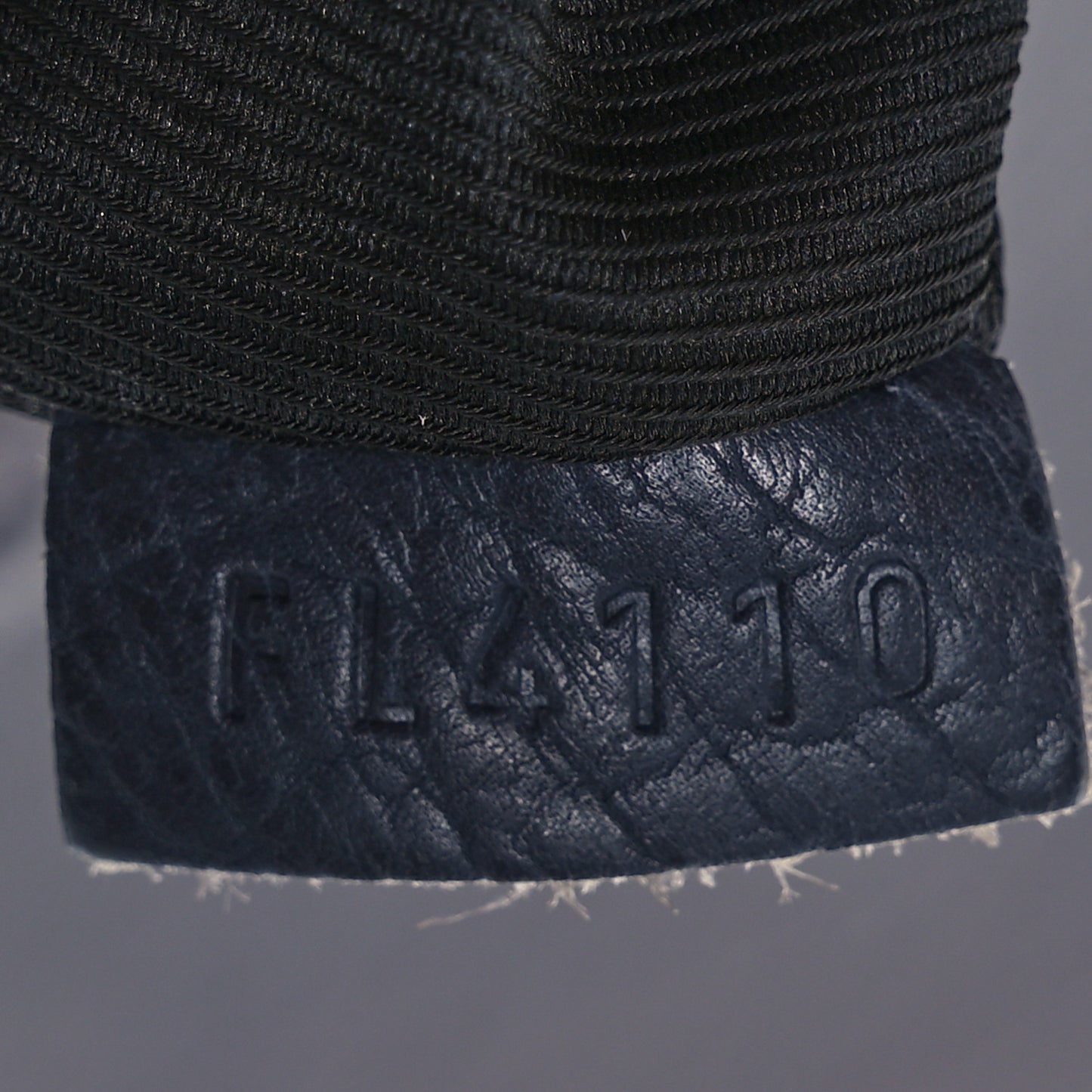 Monogram Volupte Psyche Gris