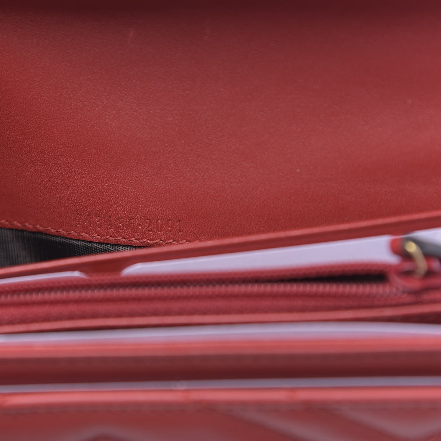 Calfskin Matelasse GG Marmont Continental Wallet Hibiscus Red