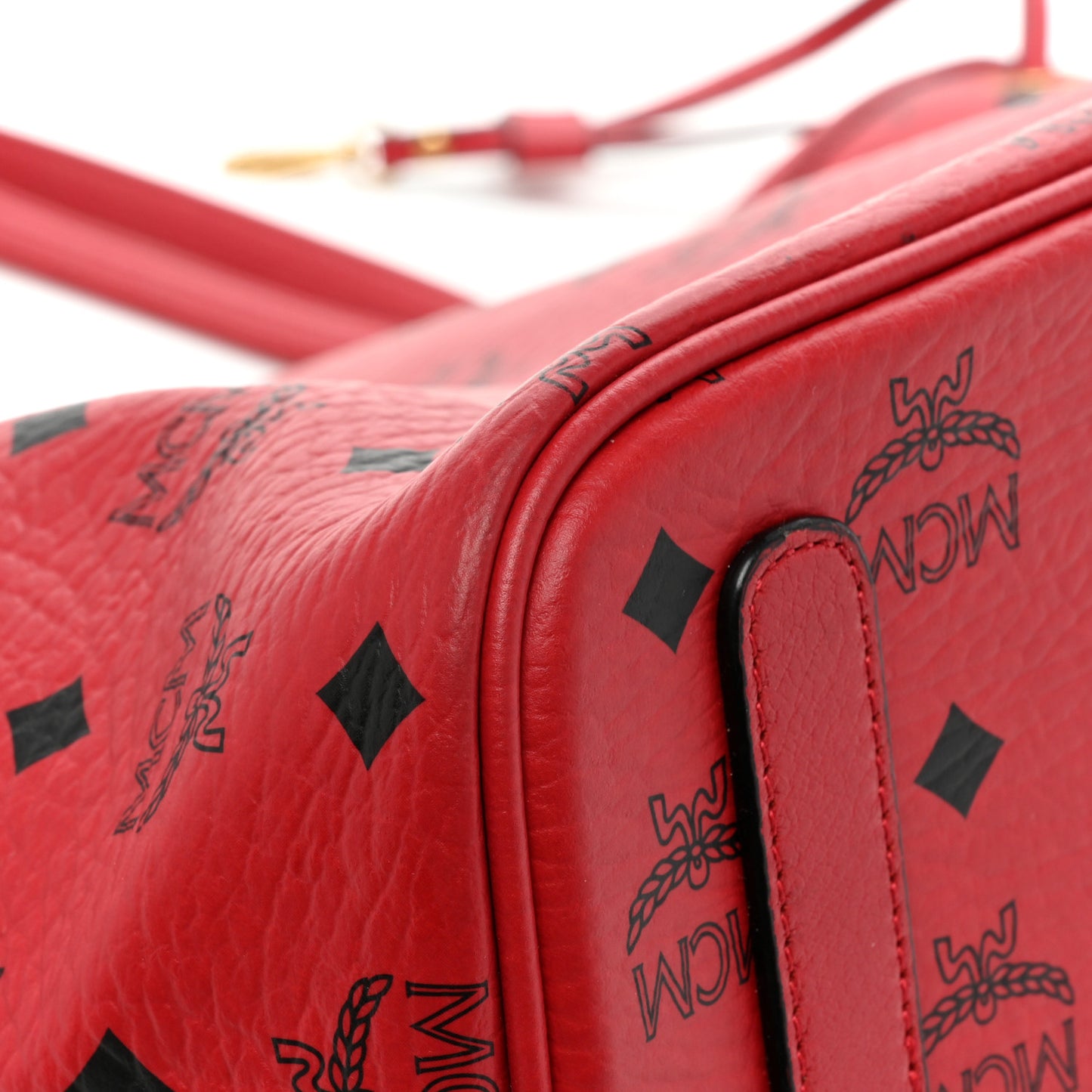 Visetos Medium Liz Reversible Shopper Tote Ruby Red