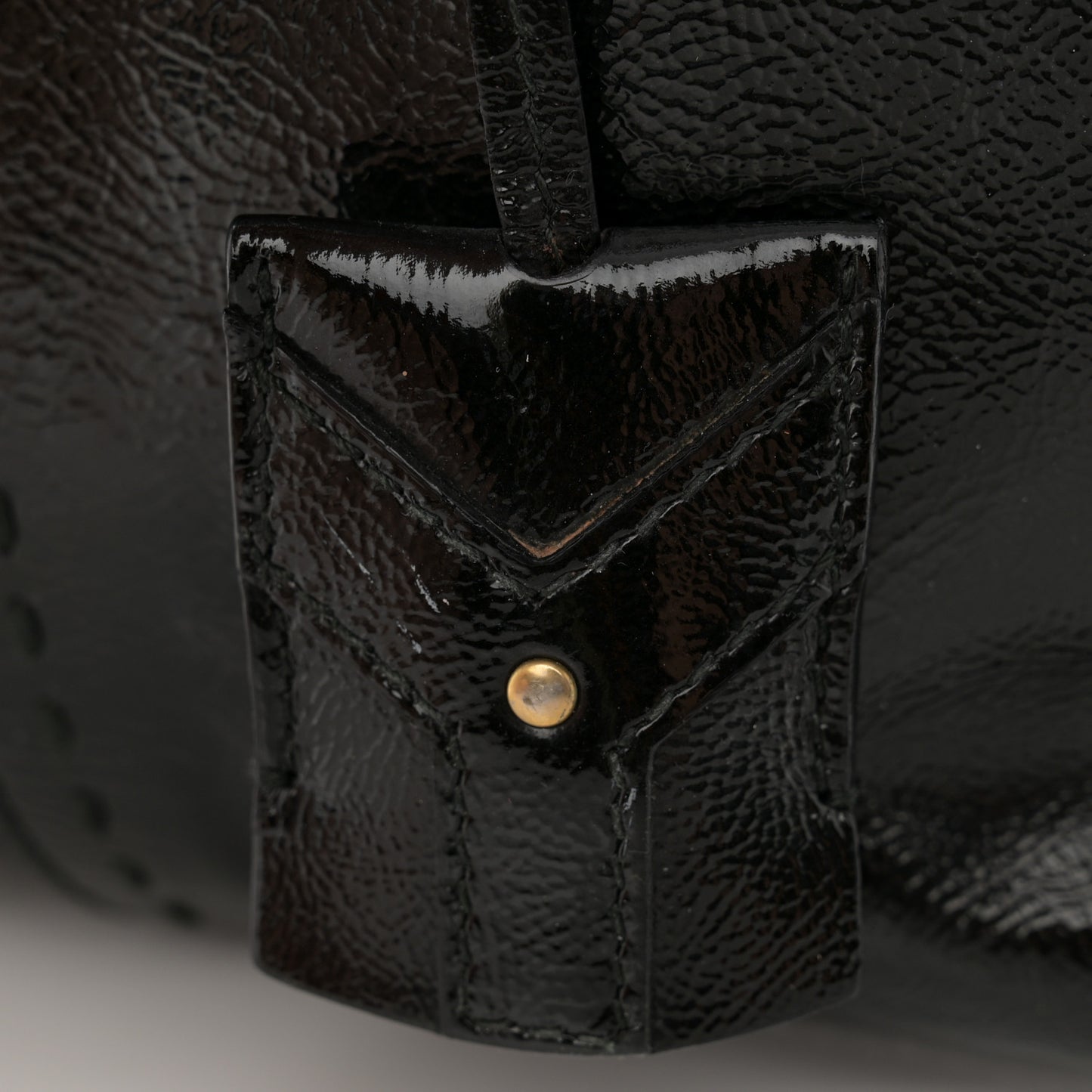 Textured Patent Calfskin Large Muse Black