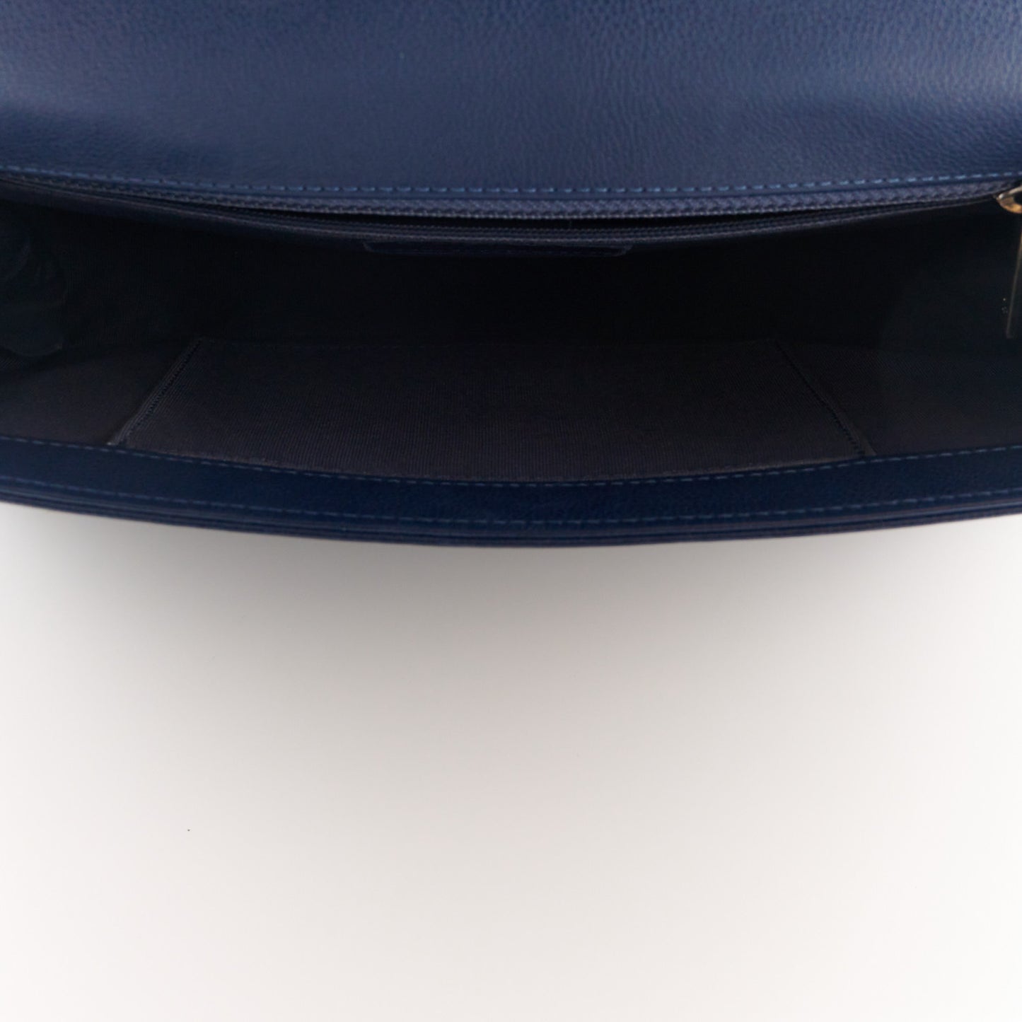 Caviar Quilted New Medium Boy Flap Blue