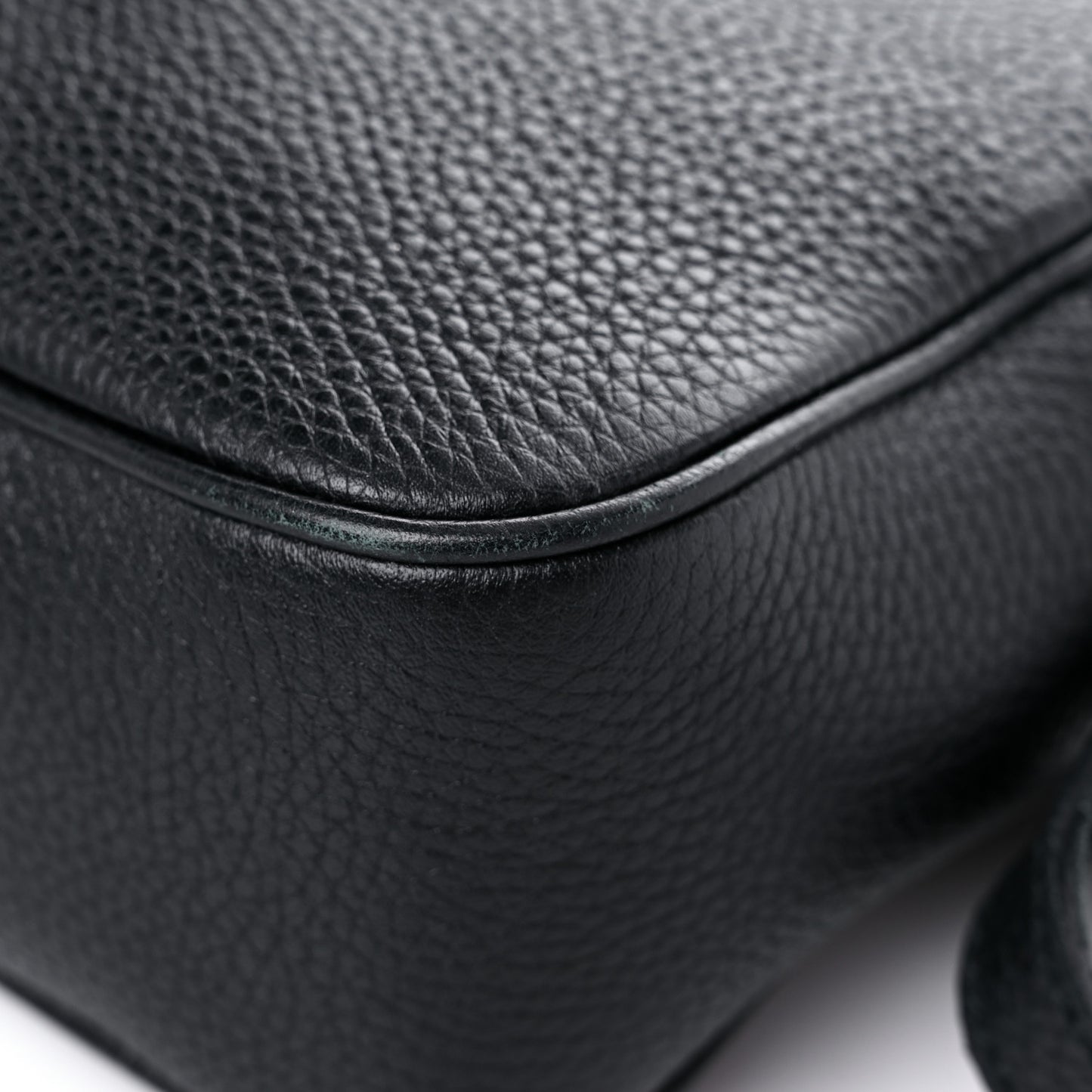 Pebbled Calfskin Small Soho Disco Bag Black