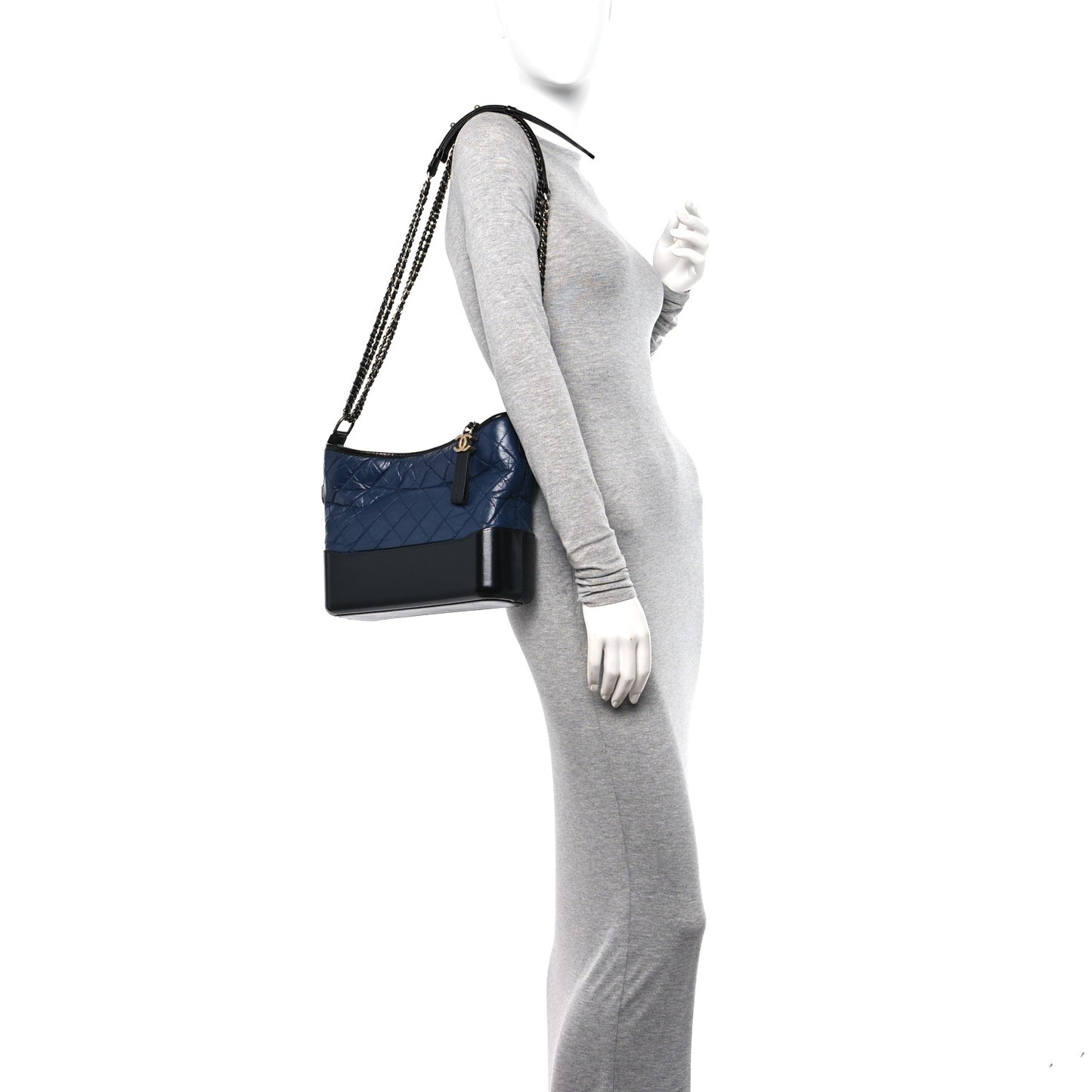 Aged Calfskin Quilted Medium Gabrielle Hobo Navy Black