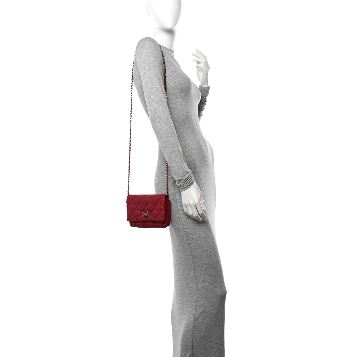 Chanel Calfskin Double Stitch Hamptons Wallet On Chain WOC Red 2 of 14