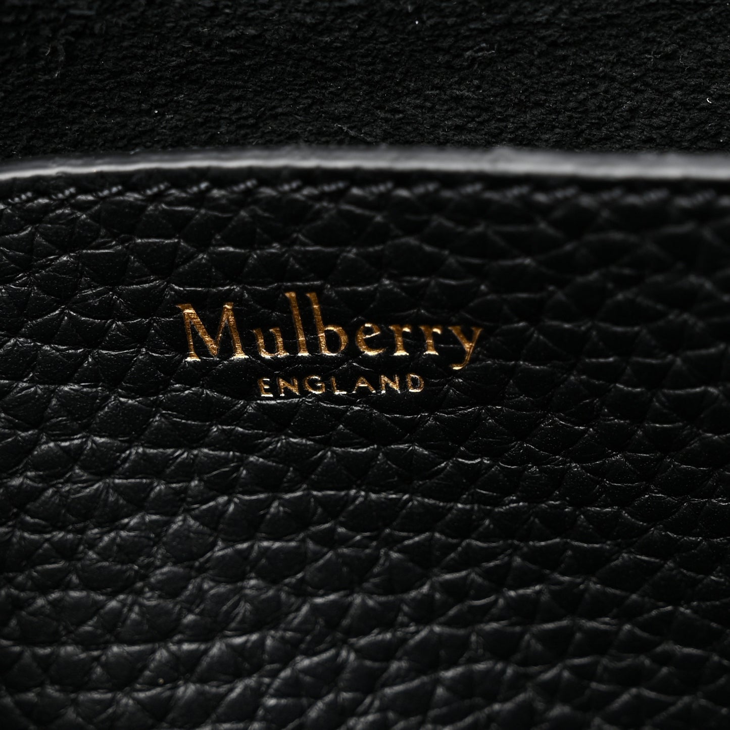 Small Classic Grain Calfskin Medium Lily Black
