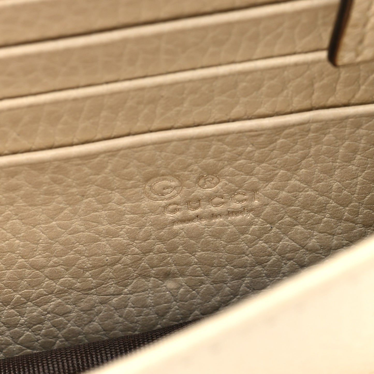 Dollar Calfskin Interlocking G Chain Wallet Ivoire