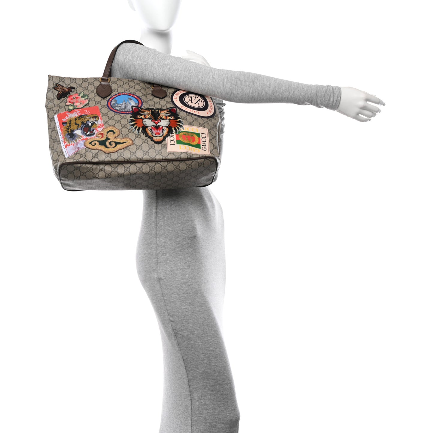 Soft GG Supreme Monogram Courrier Medium Crossbody Tote Beige New Acero