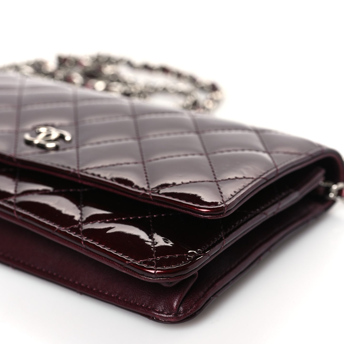 Patent Quilted Wallet On Chain WOC Burgundy