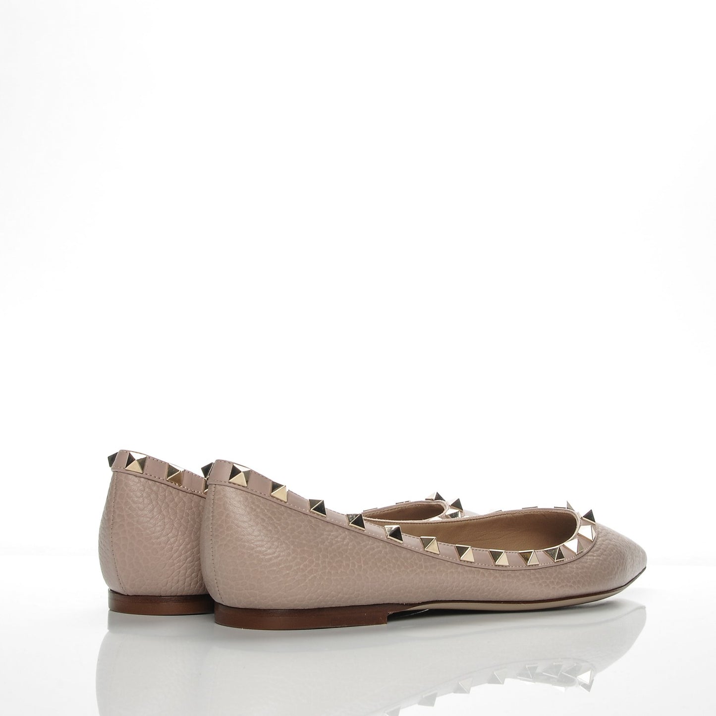 Pebbled Calfskin Rockstud Ballerina Flats 37.5 Poudre