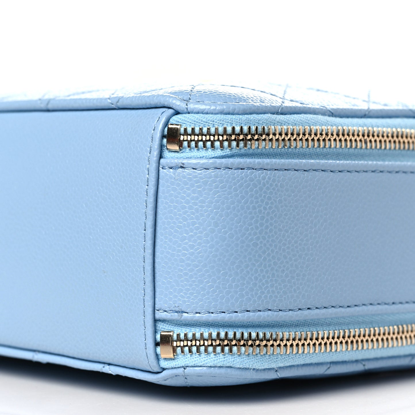 Caviar Quilted Small Pick Me Up Vanity Case Light Blue