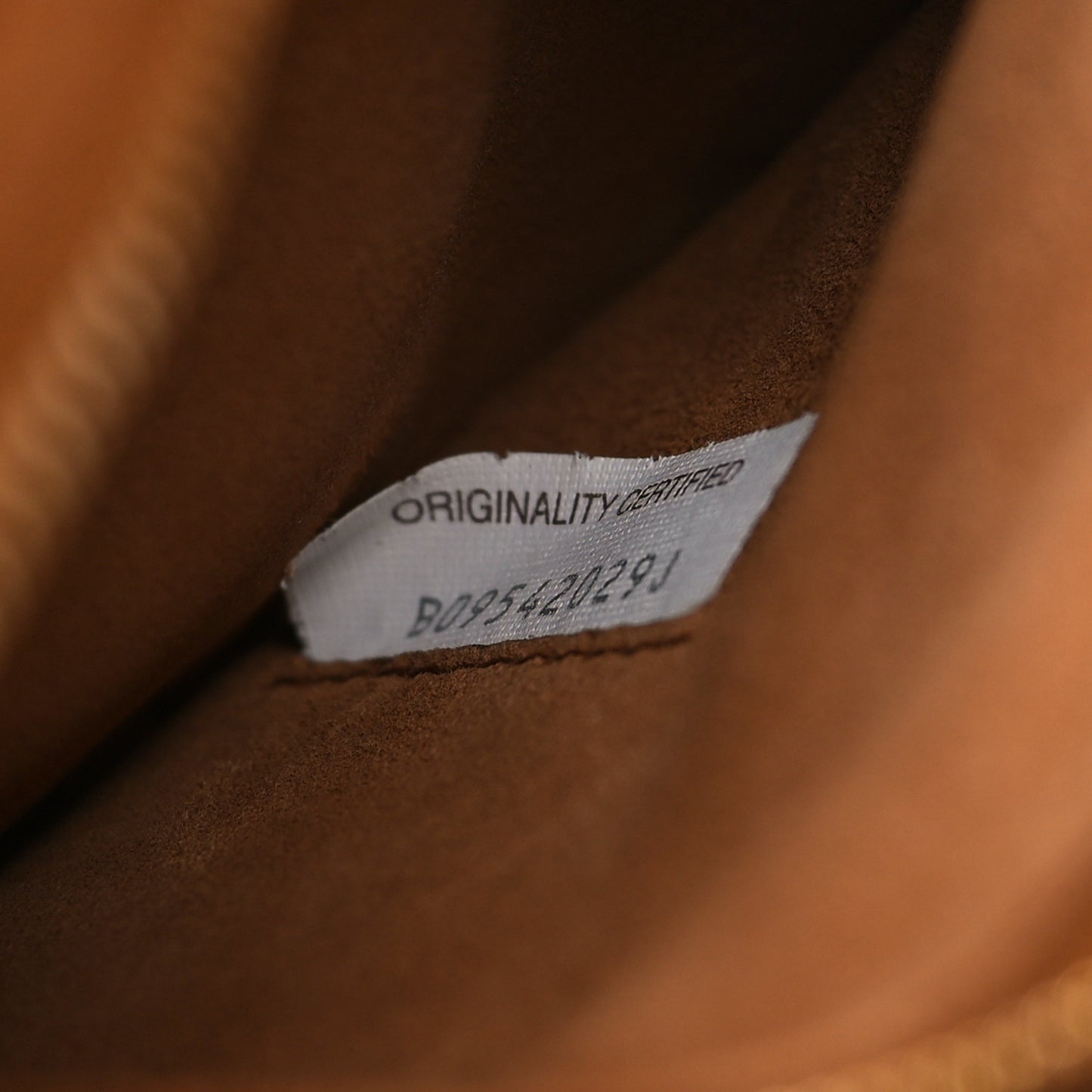 Paper Calfskin Maxi Intrecciato Small Arco Slouch Buttercup