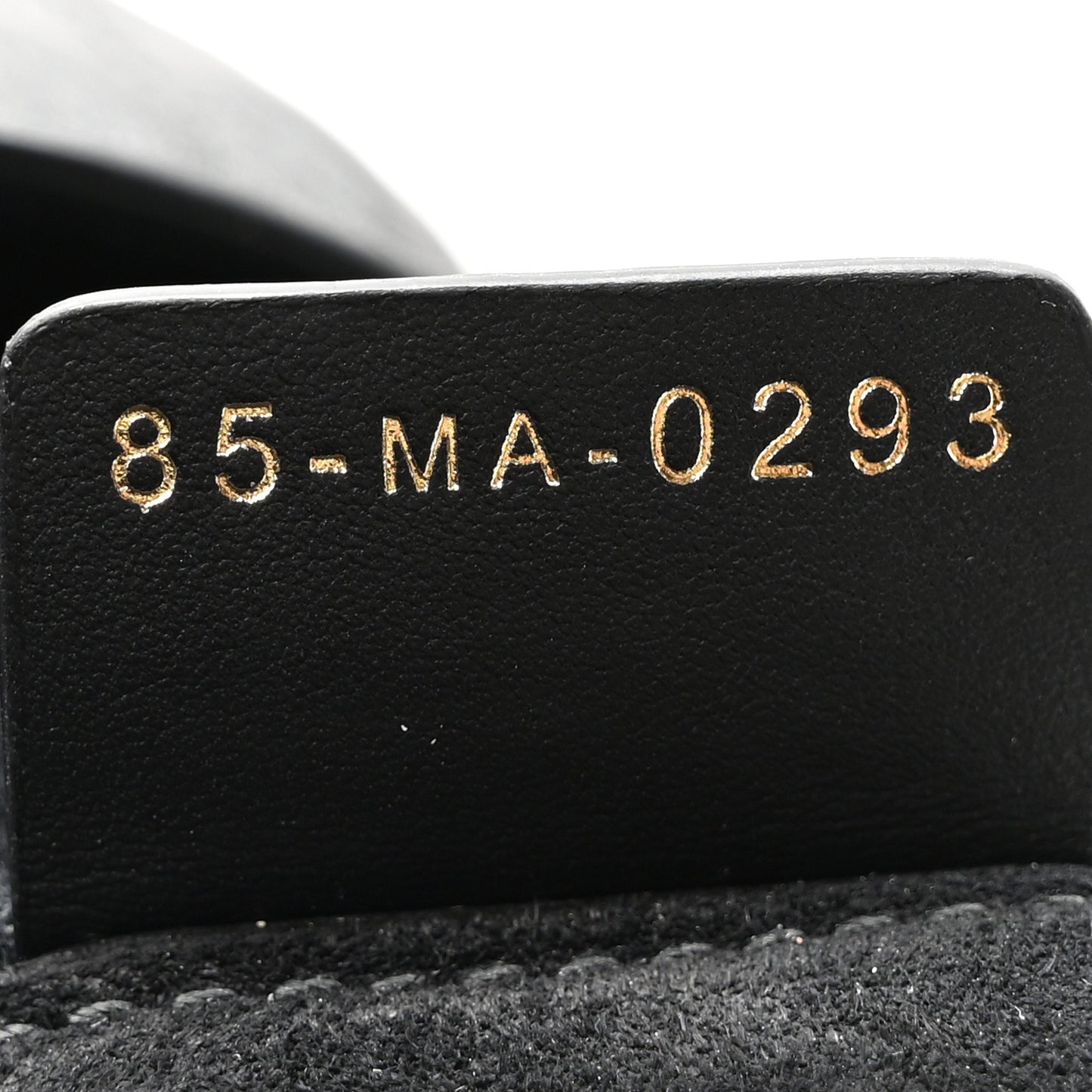 Calfskin Macrocannage Medium Toujours Black