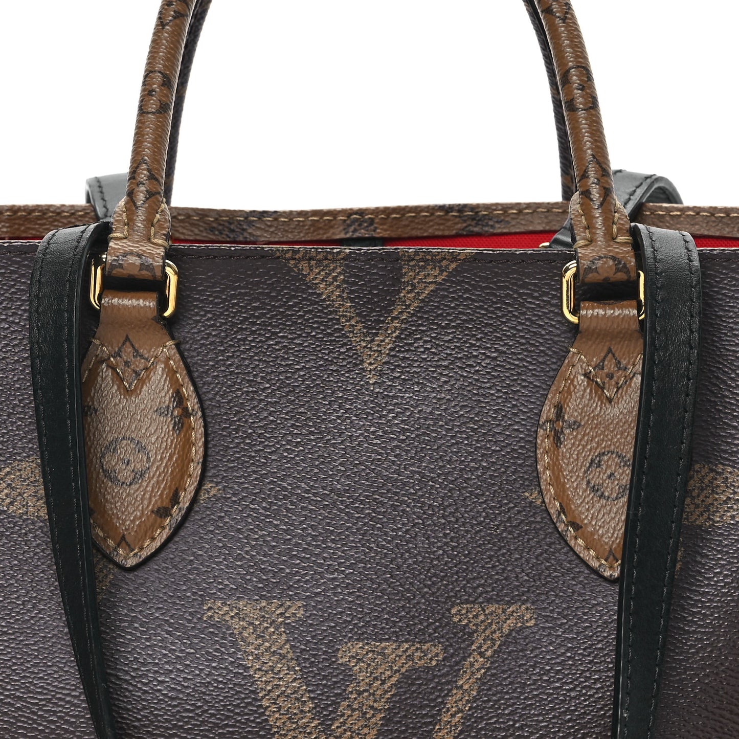 Reverse Monogram Giant Onthego MM
