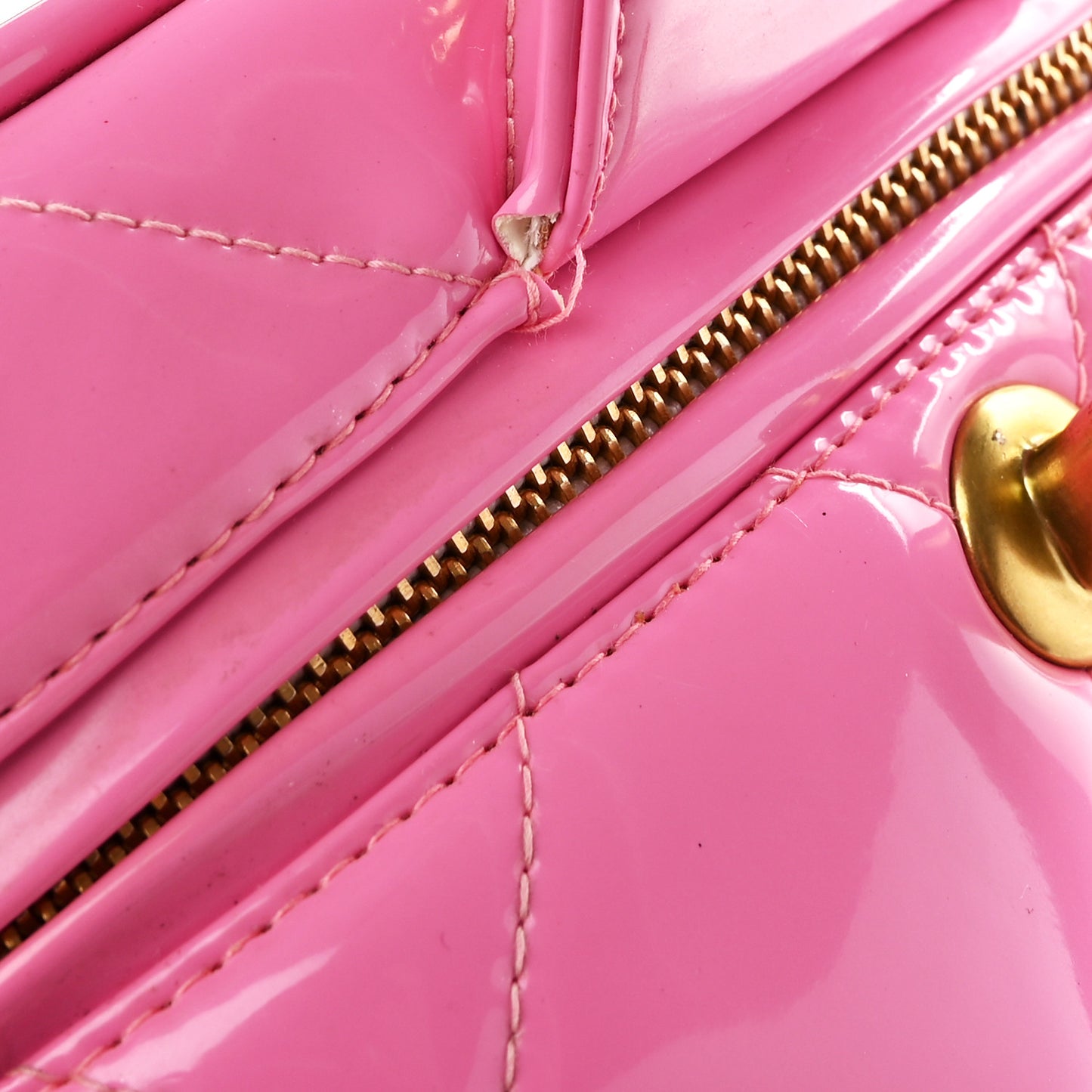 Patent Quilted Barbie Top Handle Heart Mirror Vanity Case Pink