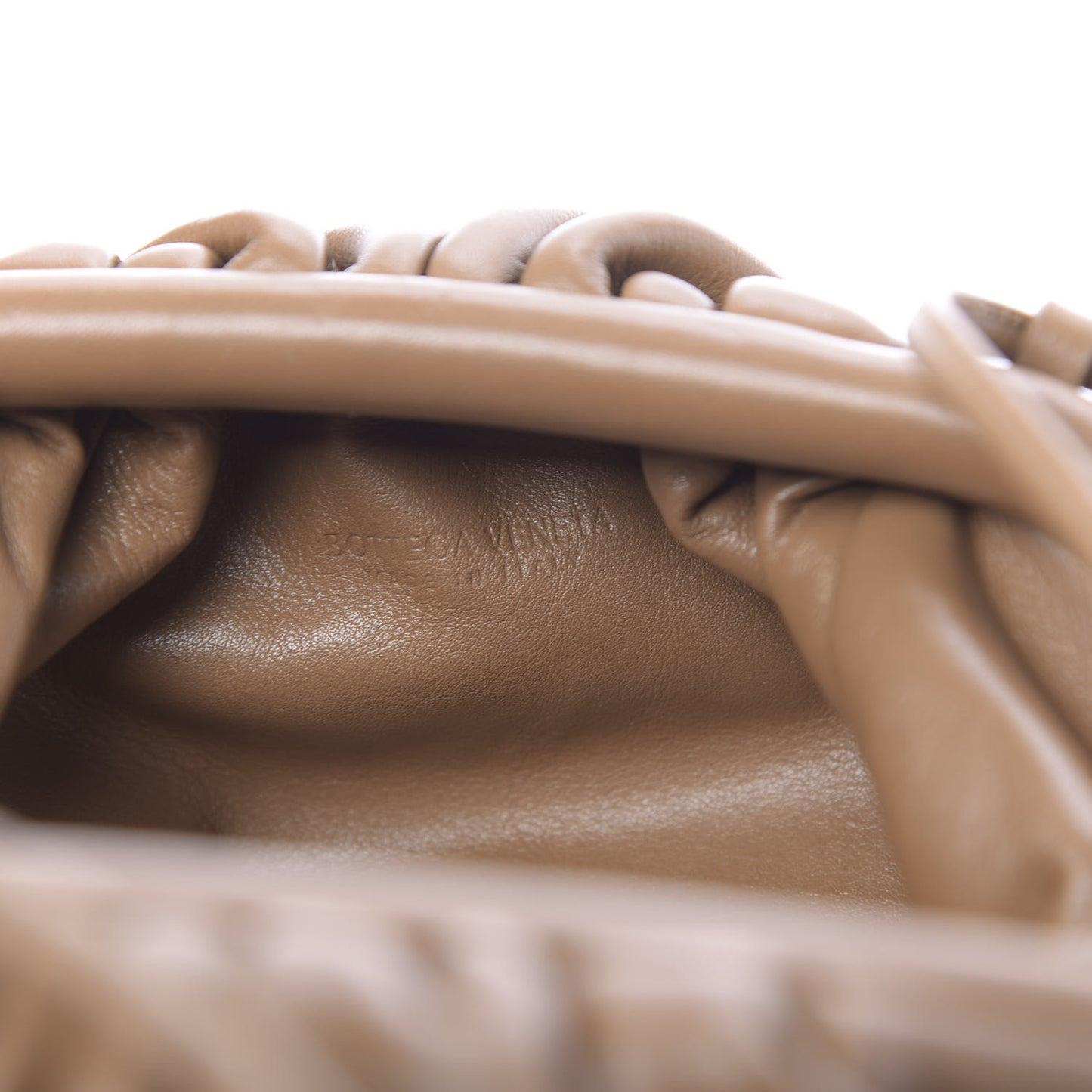 Butter Calfskin The Mini Pouch Cammello