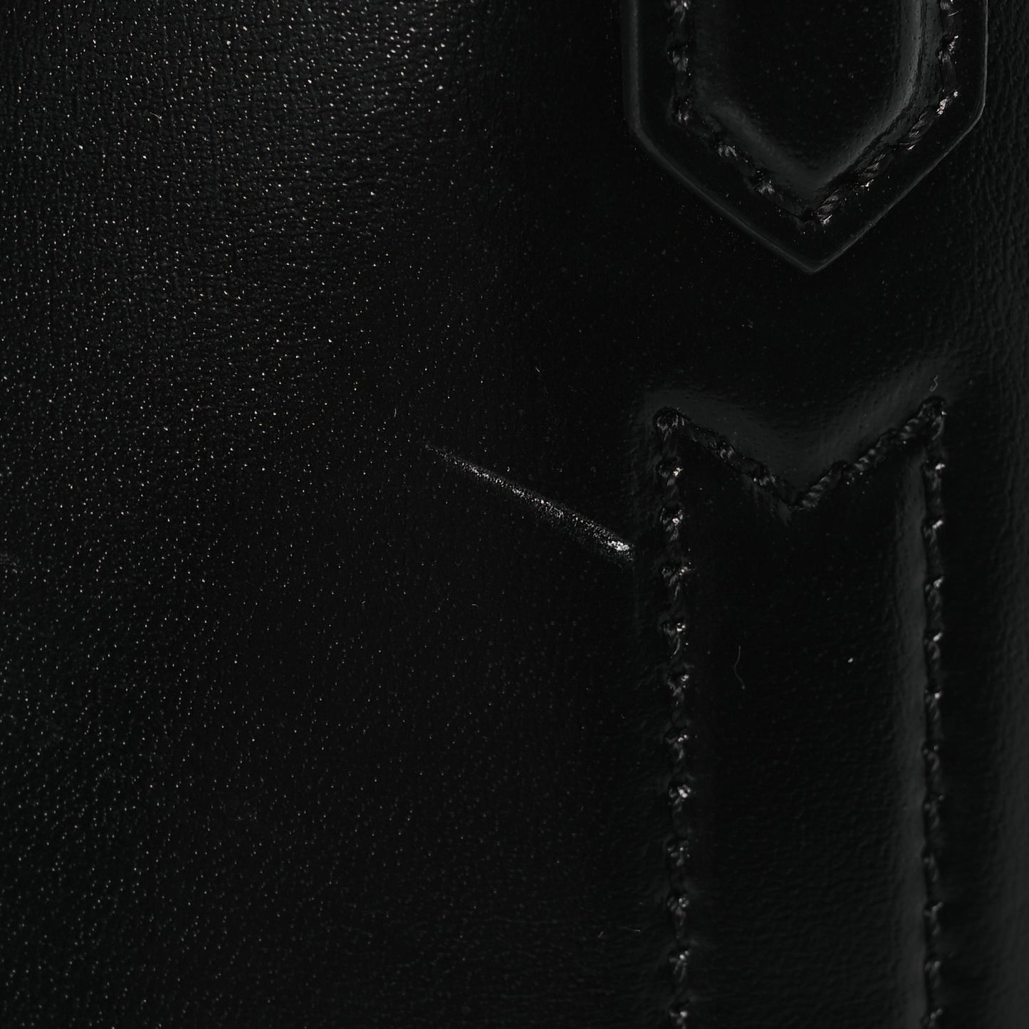 Shiny Lord Calfskin Small Antigona Black