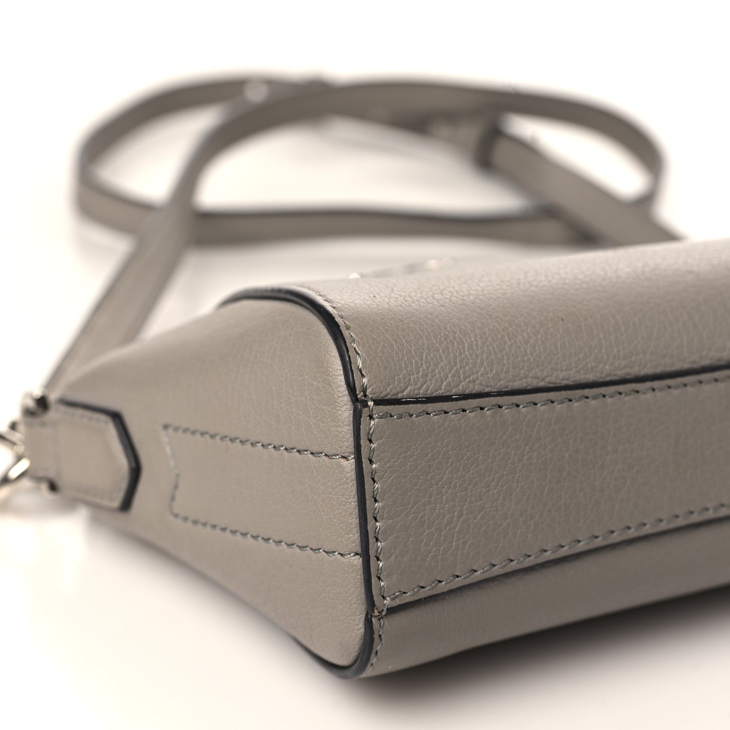 Sugar Goatskin Nano Antigona Dune