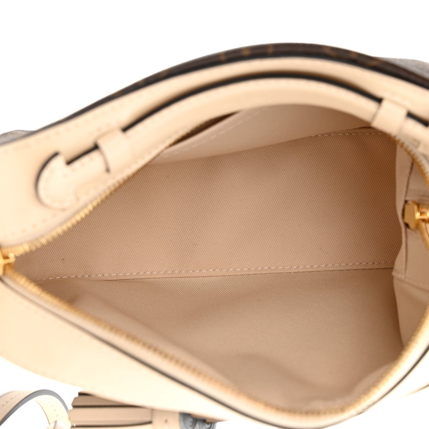 Louis Vuitton Monogram Saintonge Creme 5 of 10