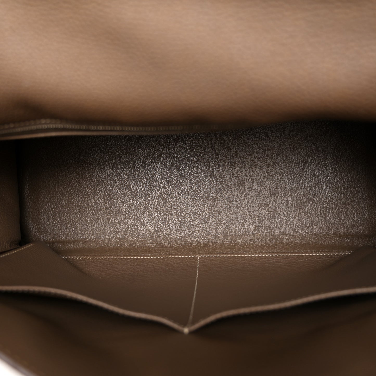 Togo Kelly Retourne 35 Etoupe