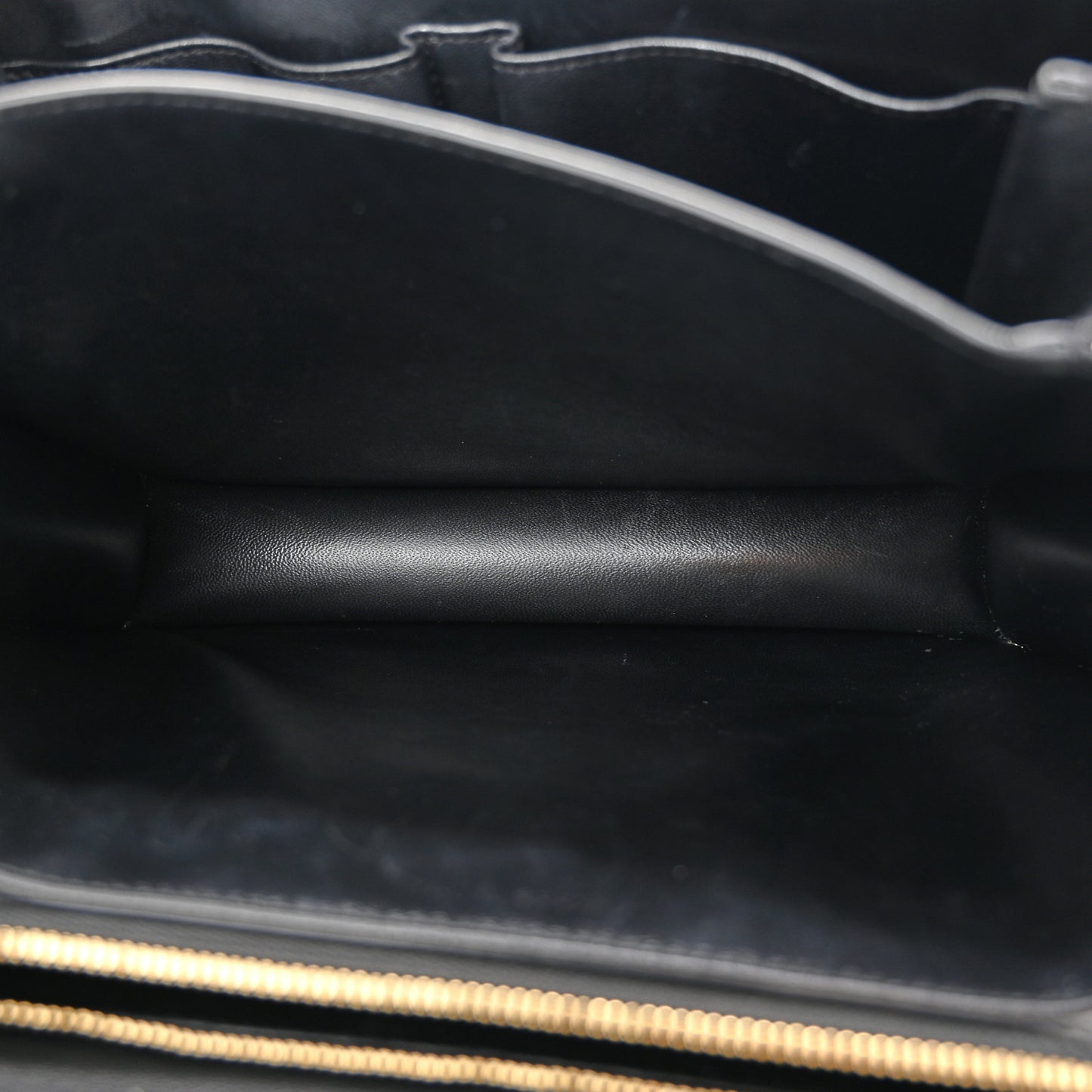 Box Calfskin Medium Classic Box Flap Bag Black