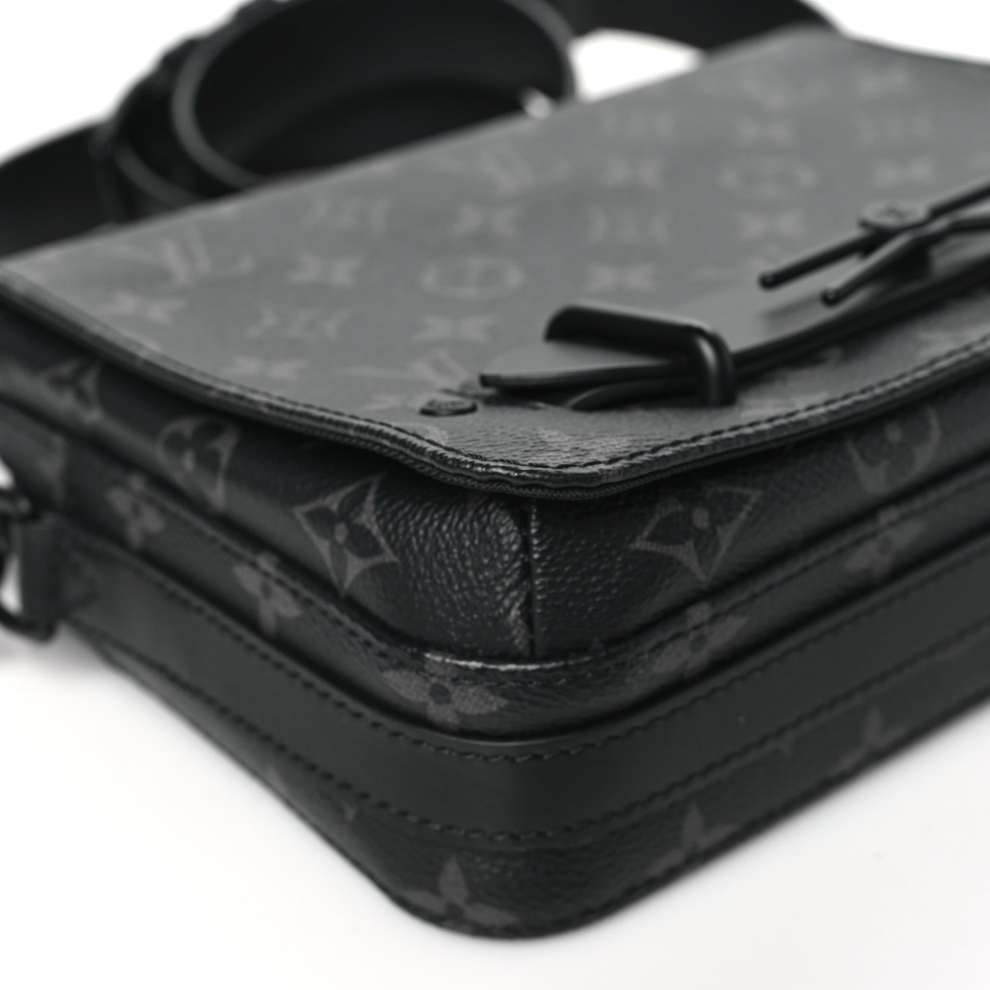 Monogram Eclipse Steamer Messenger