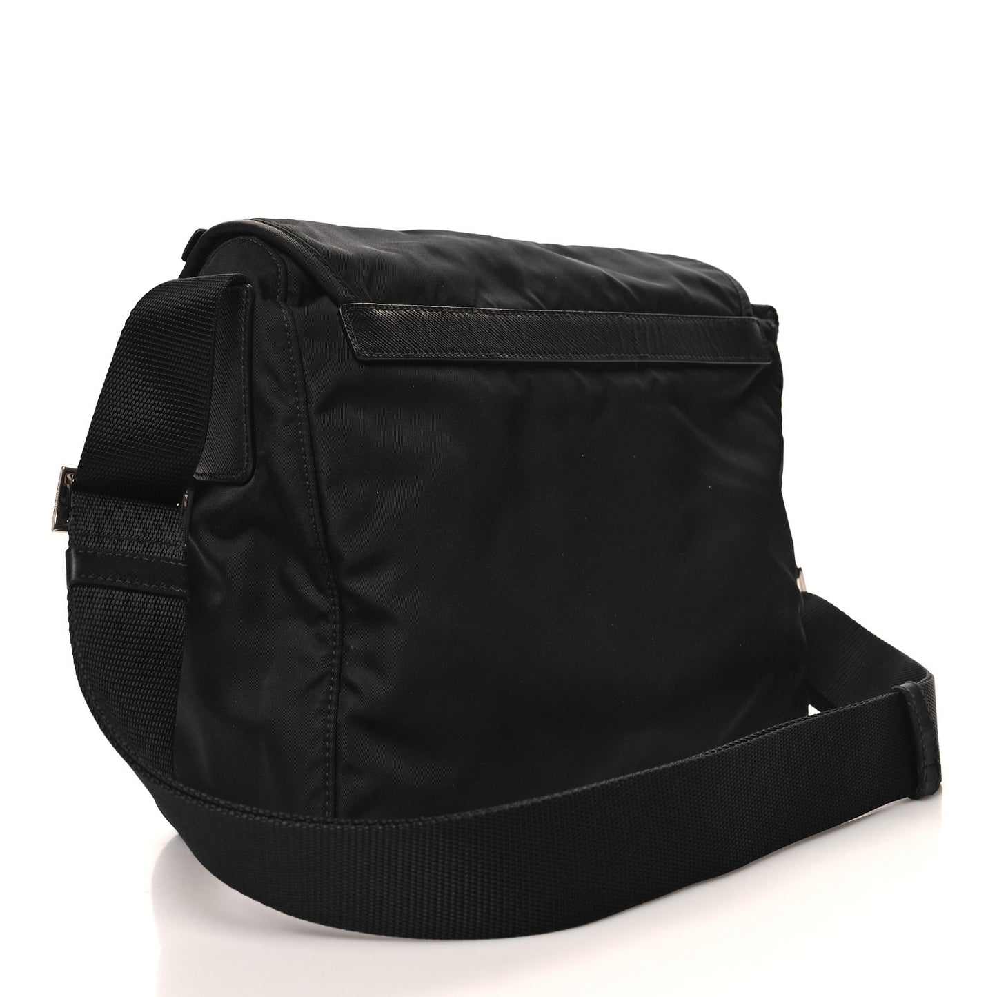 Nylon Vela Messenger Black